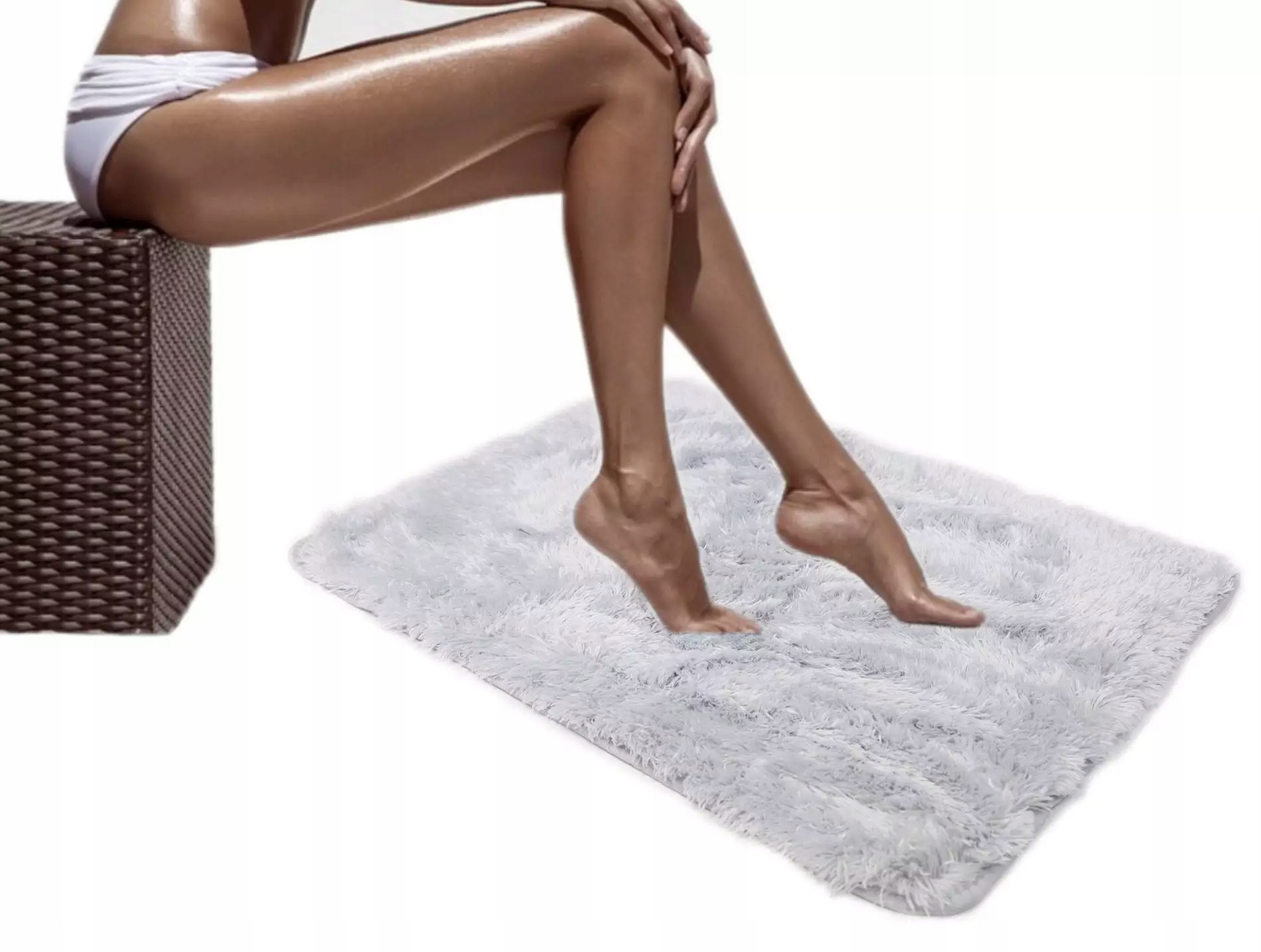 Koupelnový koberec plyšový protiskluzový stříbrný 100 x 150 cm