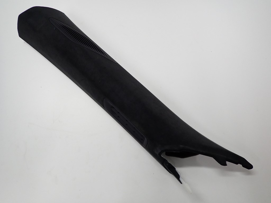 9J1867233C 9J1867233 - КРИШКА СТІЙКИ ЛІВА PORSCHE TAYCAN TURBO S 20R