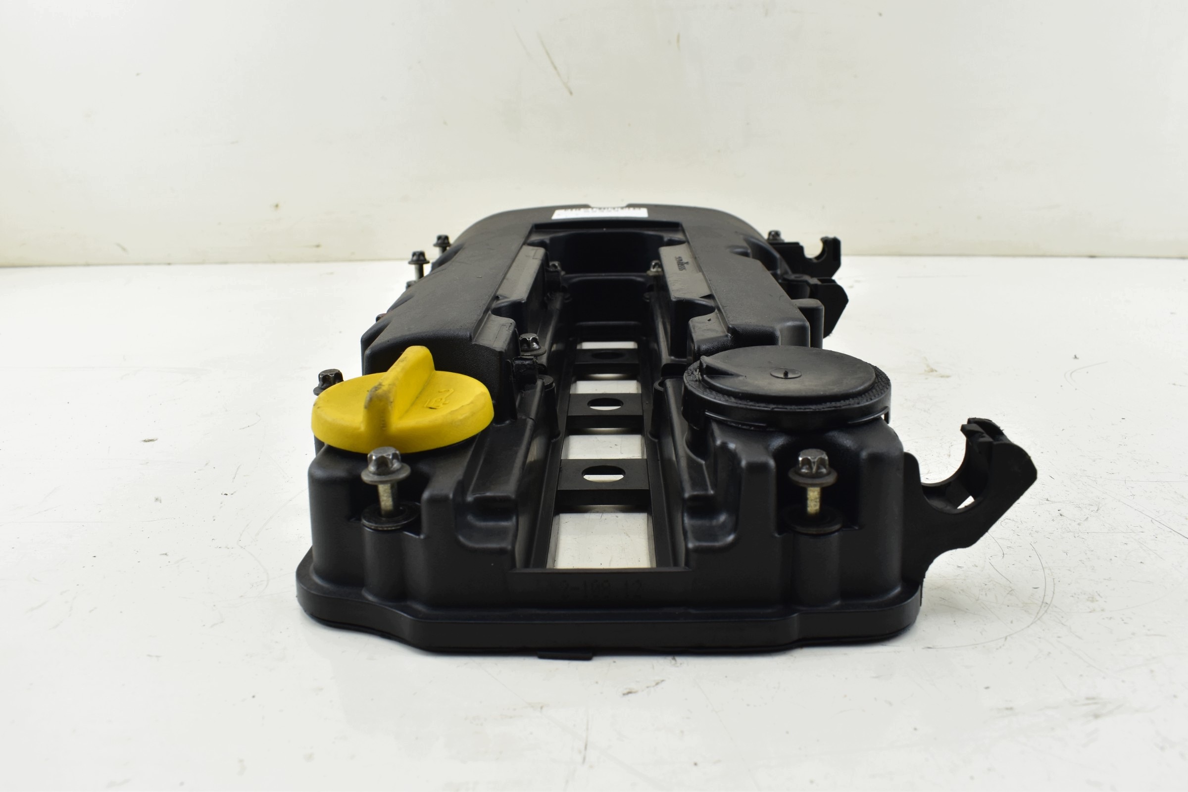 Abdeckung der Ventile OPEL CORSA D E ASTRA J ADAM MOKKA A 1.2 1.4 B 55561426