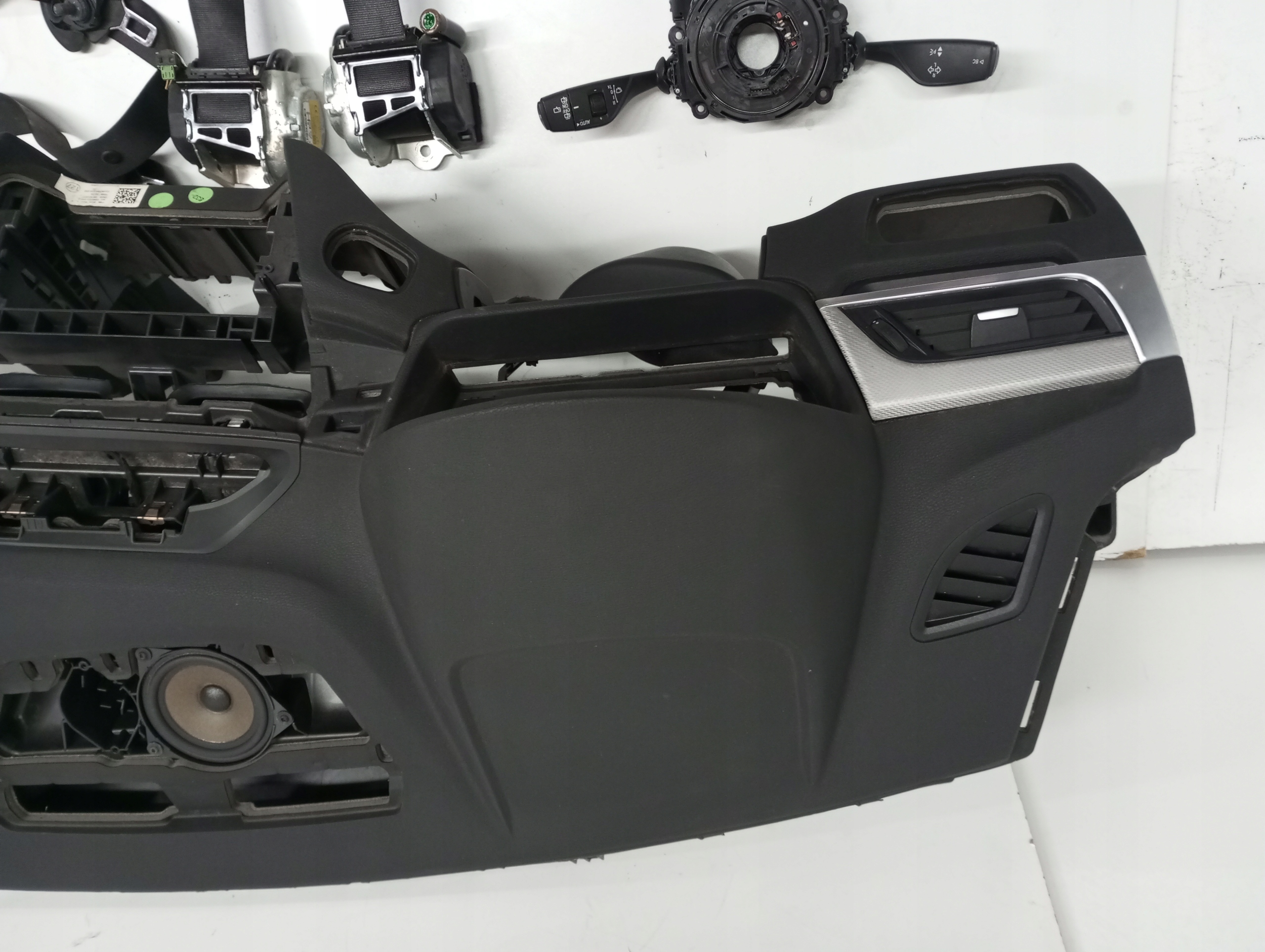 dashboard BMW X1 F48 M PAKIET