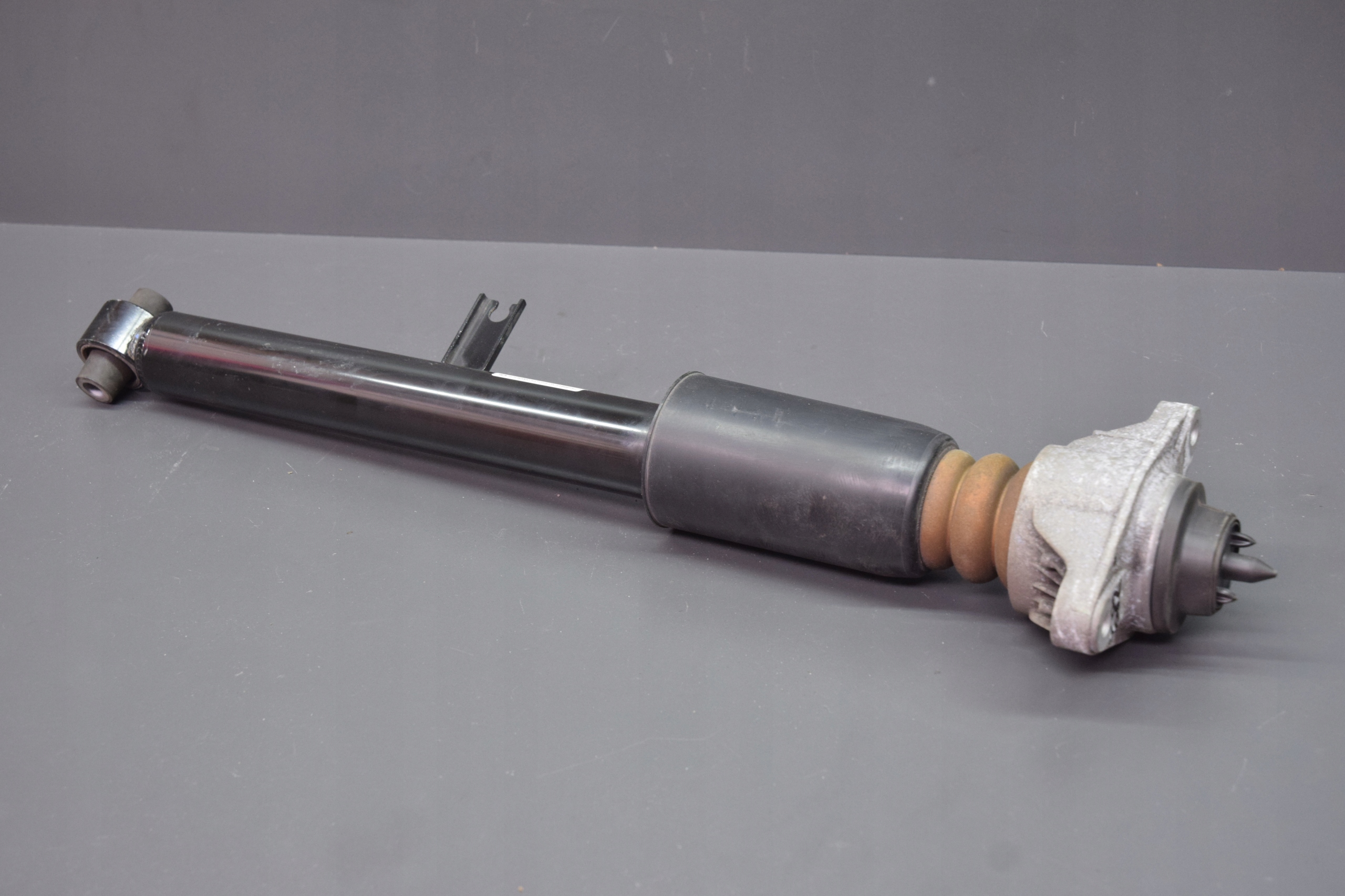 shock absorber right left rear part BMW 3 G21
