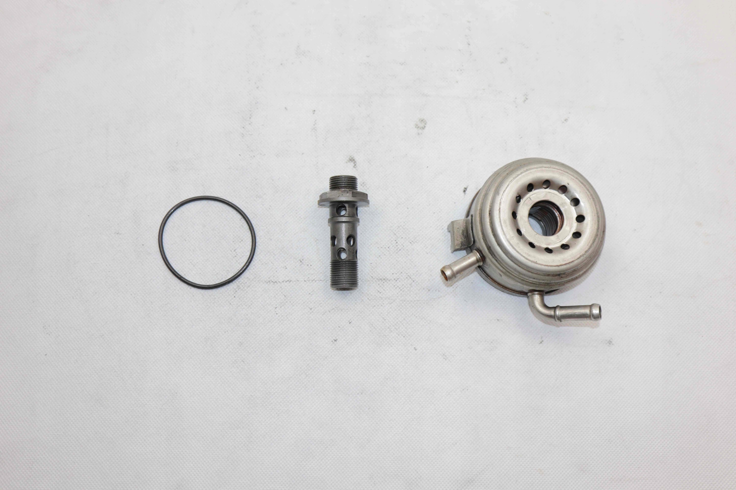 CBR 900RR SC33 919 Wymiennik Woda Olej Chłodnica