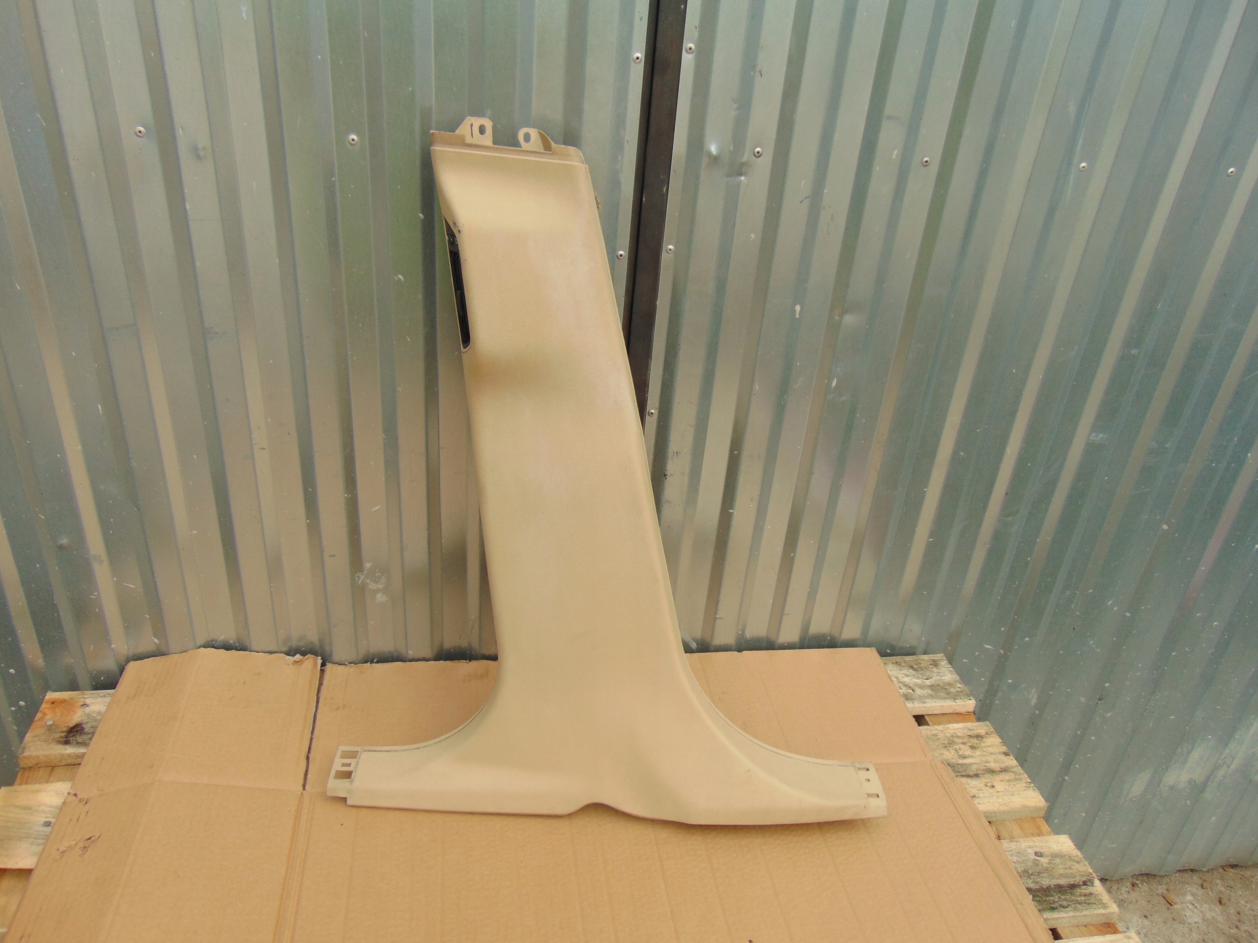 7S71-A243W07-AL - НАКЛАДКА НАКЛАДКА ЛЕВАЯ MONDEO MK4 GHIA