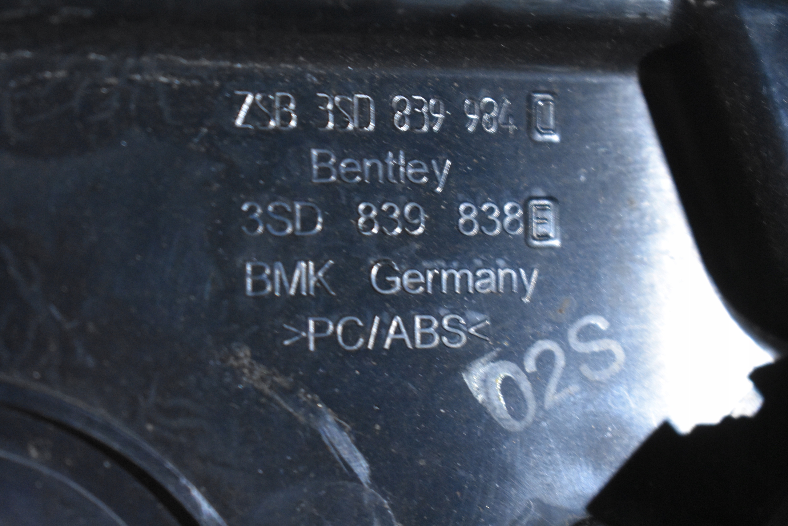 IDEALNA cover right BENTLEY 3SD 1