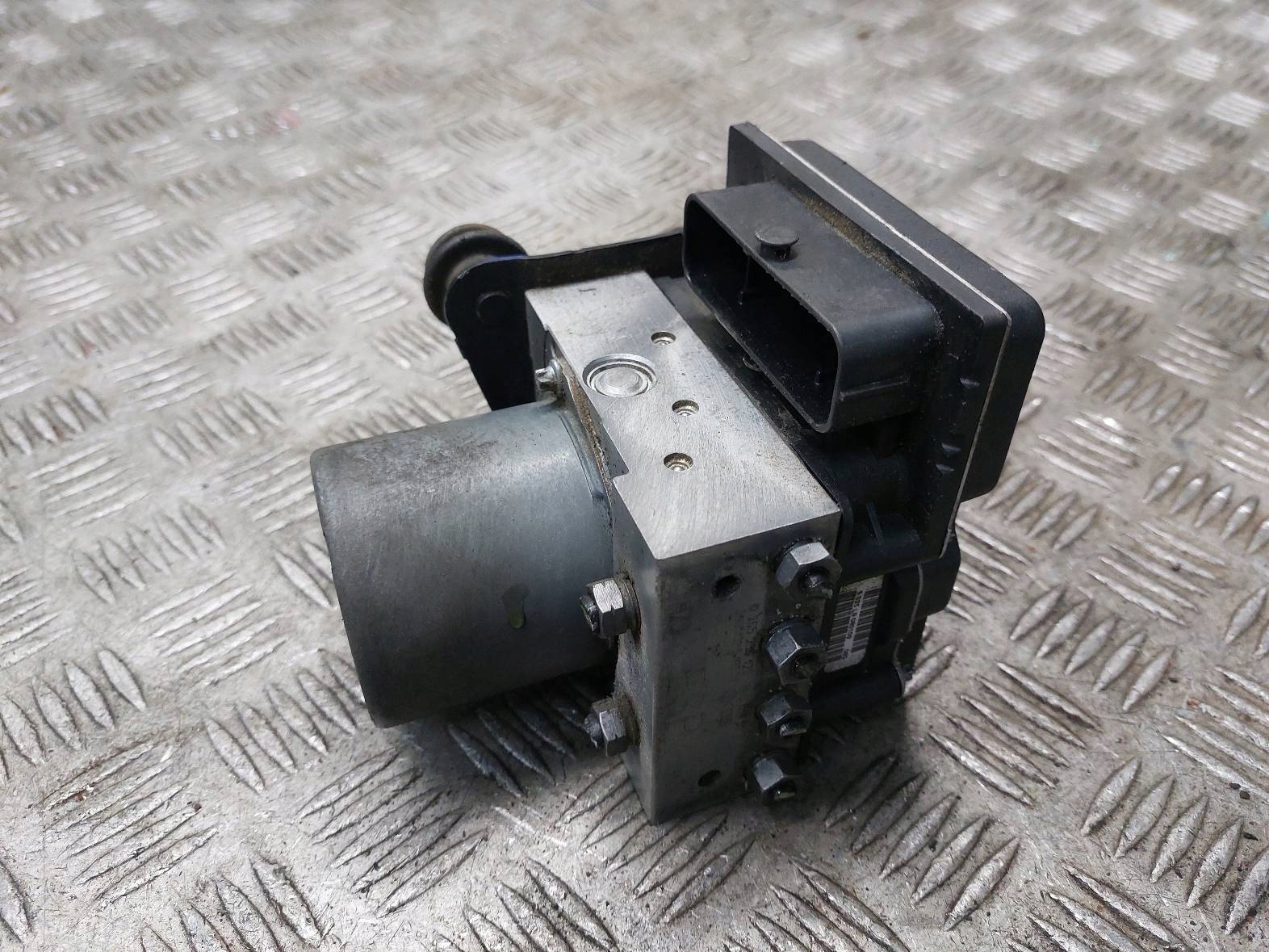 pump control unit ABS AUDI Q5 8R 8R0614517J 0265236123