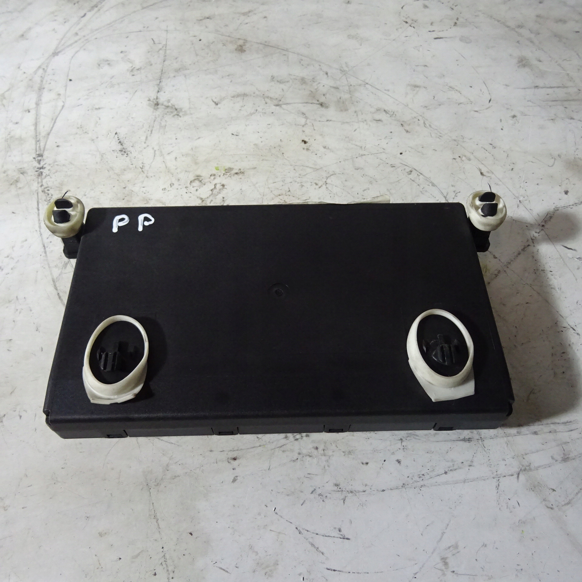 MERCEDES CLS module door front right 2198200826