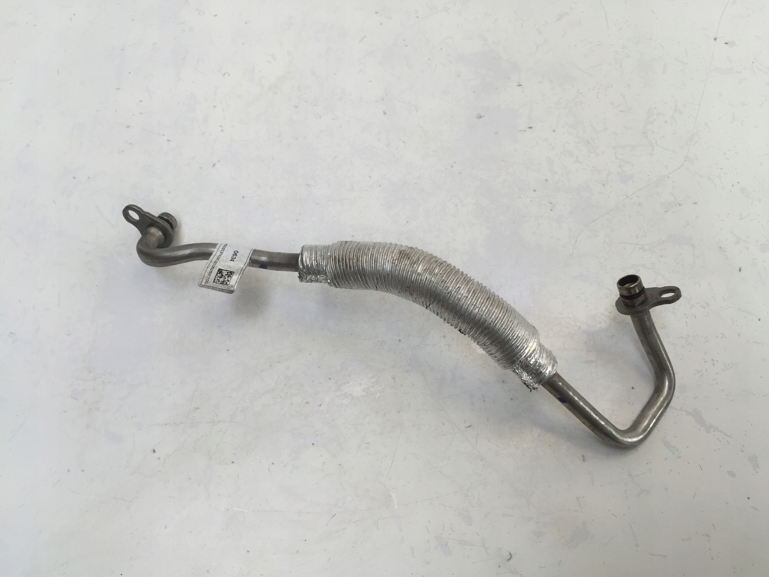 8629962 - BMW 2 F44 GRAND COUPE 1.5 и 2021 труба маслопровод