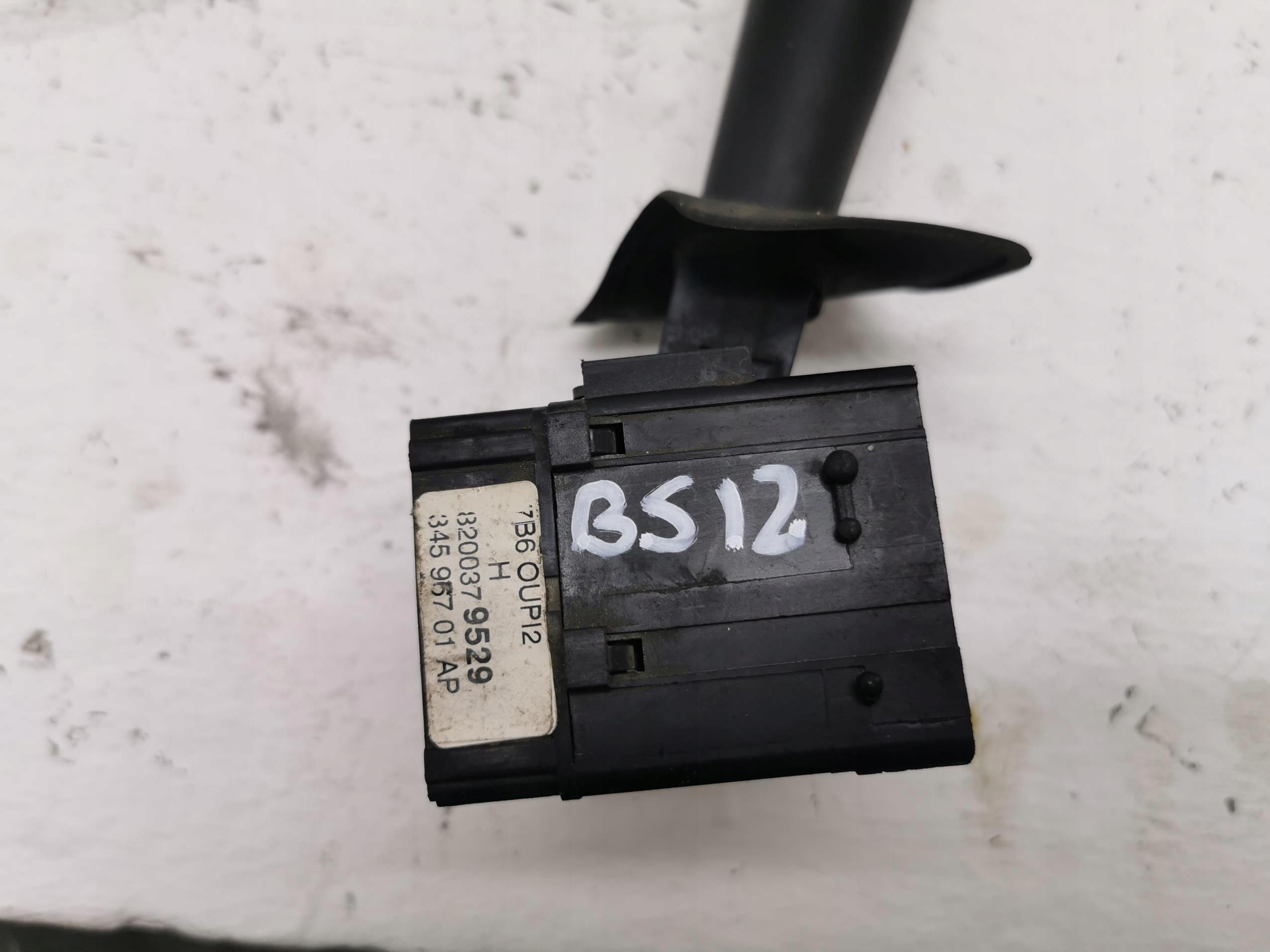 MANETKA tergicristalli RENAULT KANGOO e 8200379529