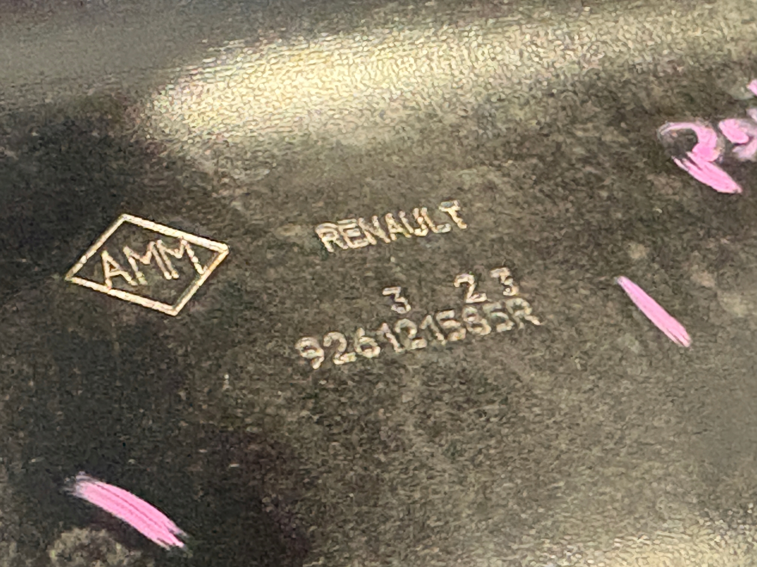 renault AUSTRAL крепление кронштейн Компрессор кондиционера 926121585R