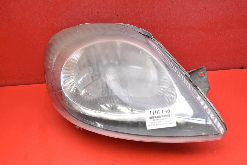 REFLEKTOR right light front EU 7700311372 RENAULT TRAFIC 2 II 01-06