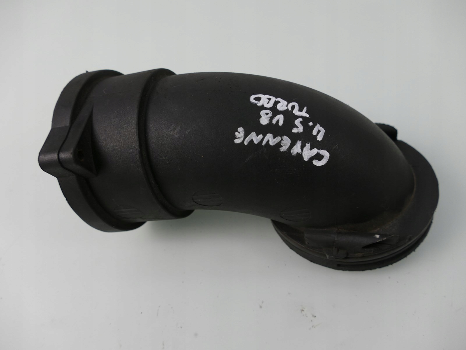 PORSCHE CAYENNE 9P 4.5 T wiring air pipe