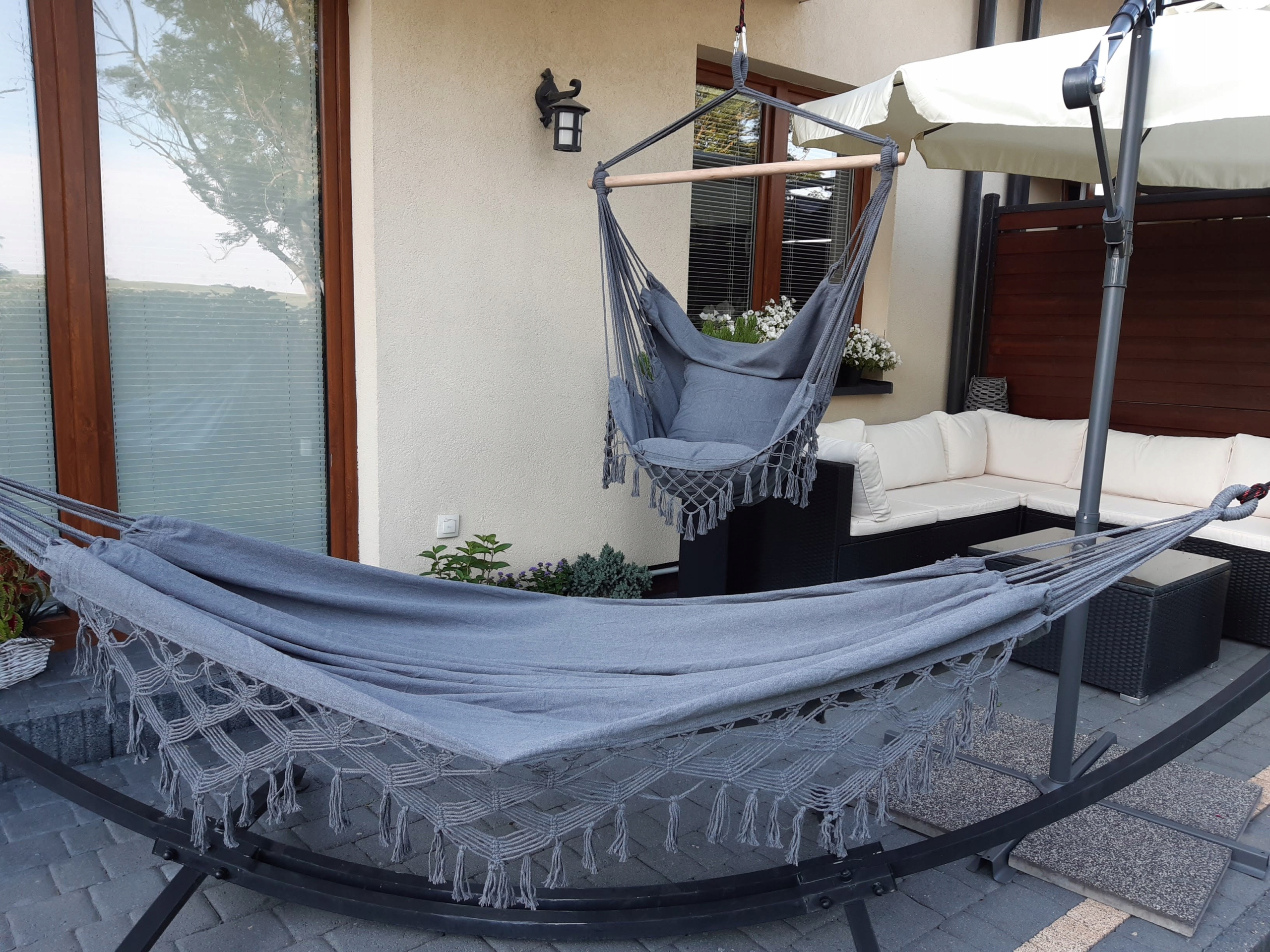 HAMAK BRAZYLIJSKI XL MOCNY OGRODOWY BOHO BALI Z MAKRAMĄ I POKROWCEM beżowy Kolor dominujący beże i brązy