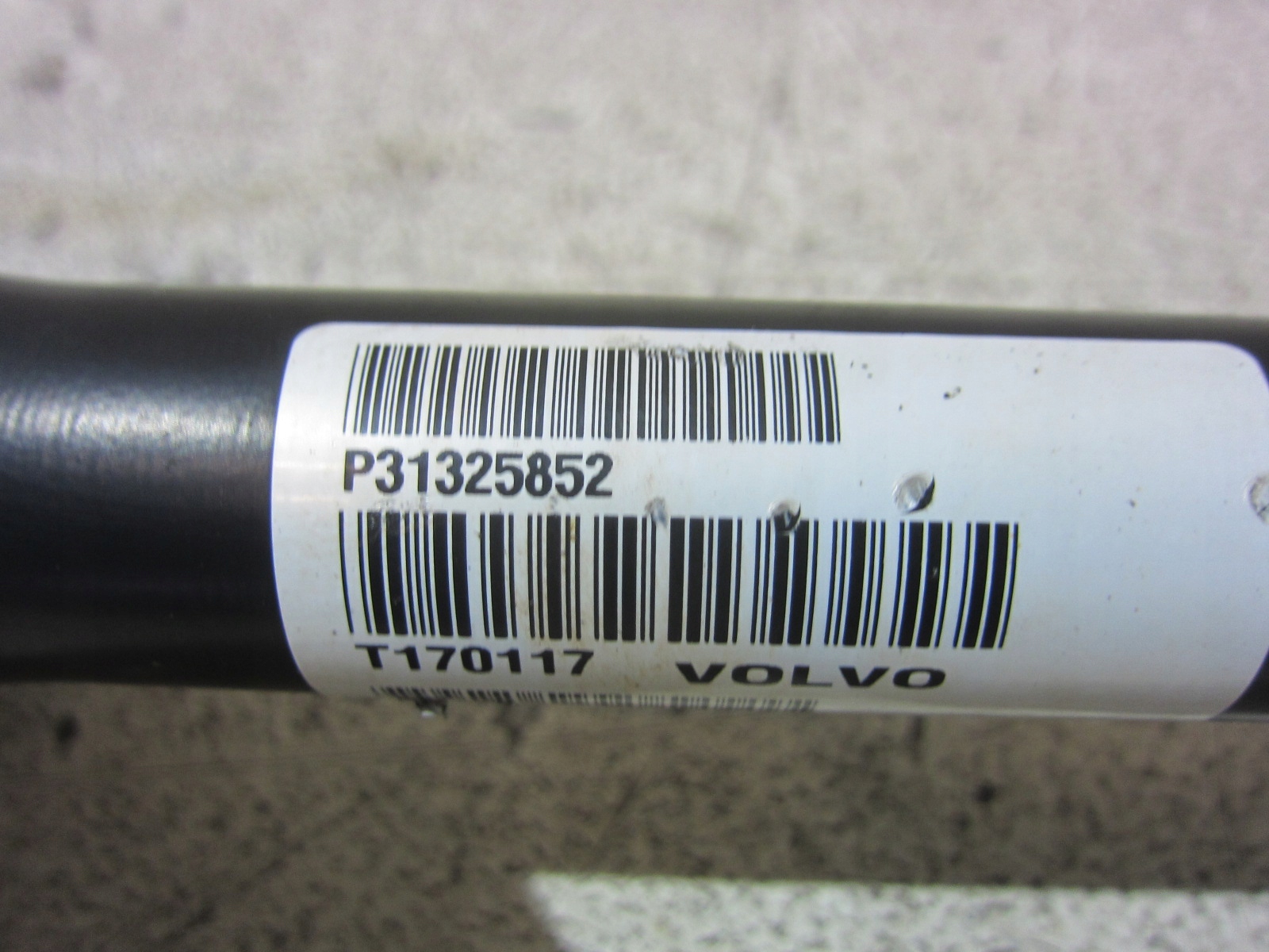 VOLVO XC90 XC 90 II semi-axis left front left front 2.0 T6 original 31325852