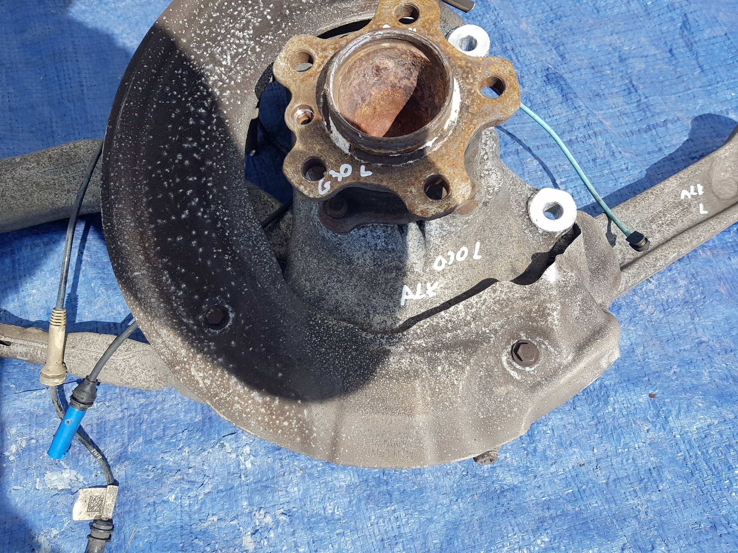 swing of the pivot front front side left BMW 5 G30 G31 G38