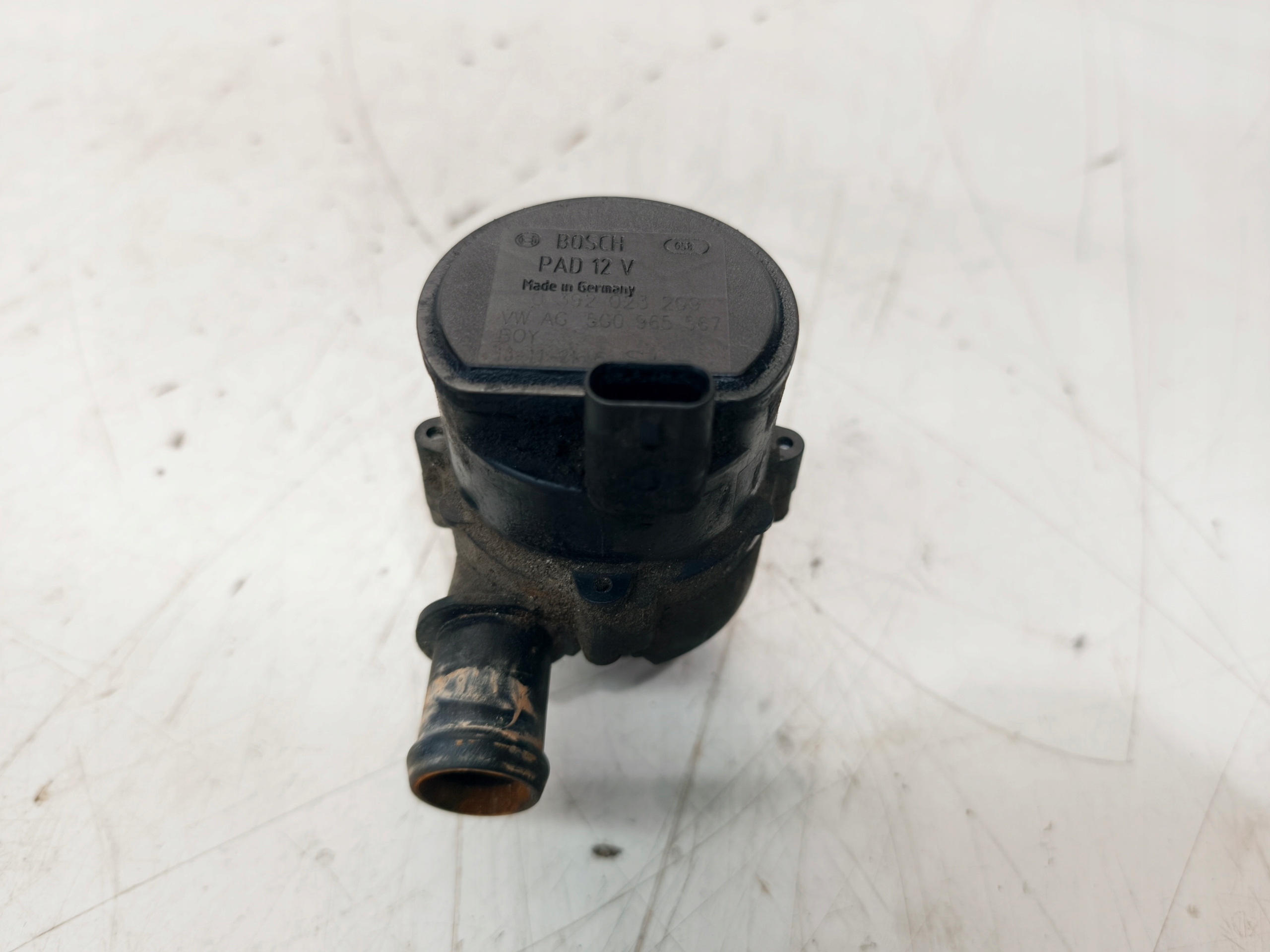 zusätzliche Wasserpumpe Sensor AUDI A4 B8 A5 A6 C7 A7 5G0965567