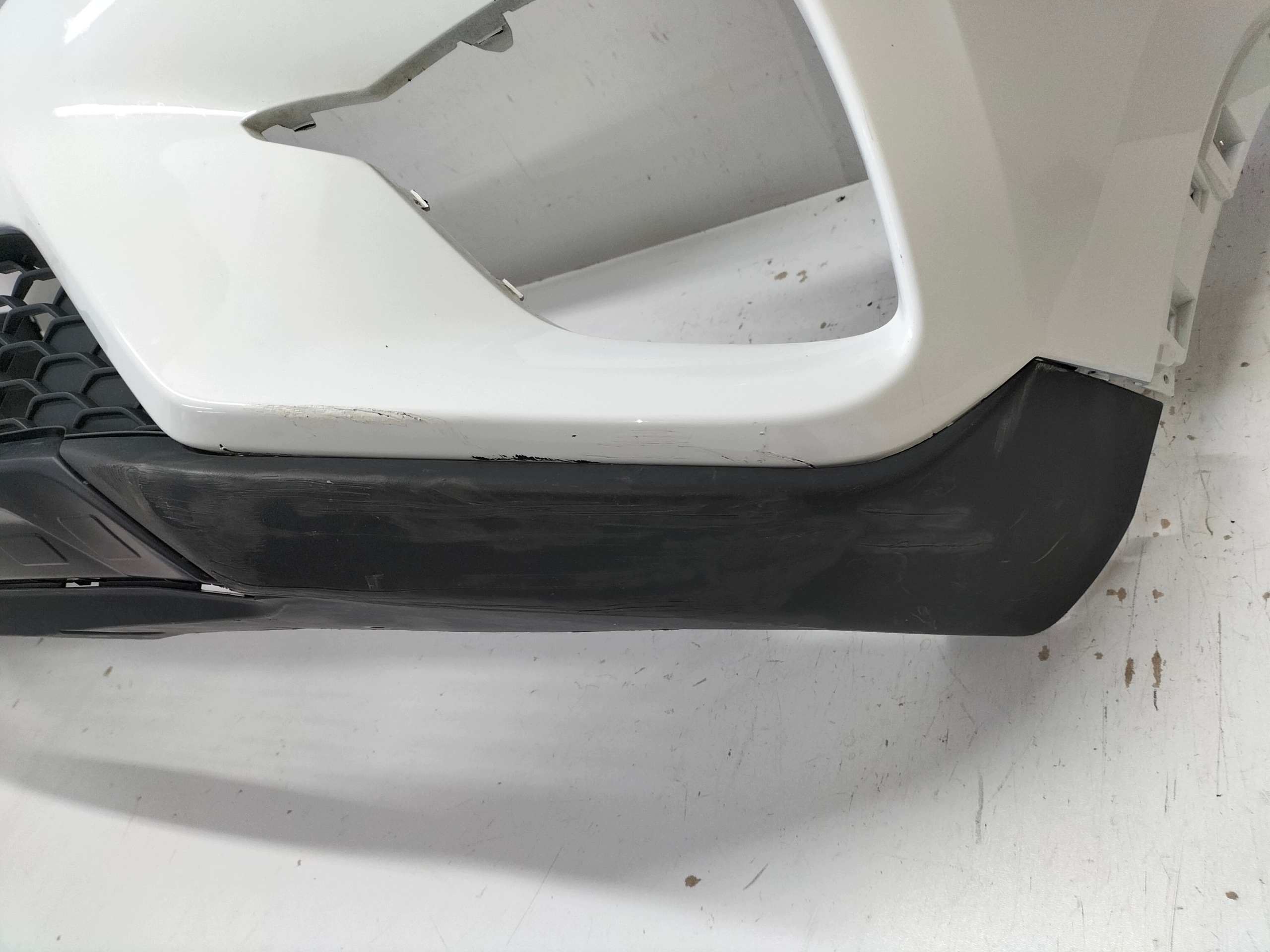 frontstoßstange vorne MG ZS LIFT 20-24