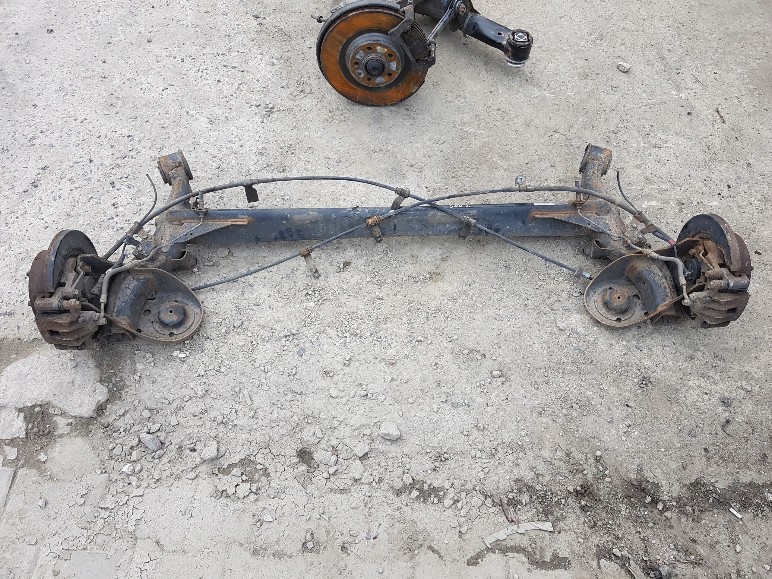 KIA SOUL I 08r- BELKA ZAWIESZENIA TYŁ Producent części Kia OE