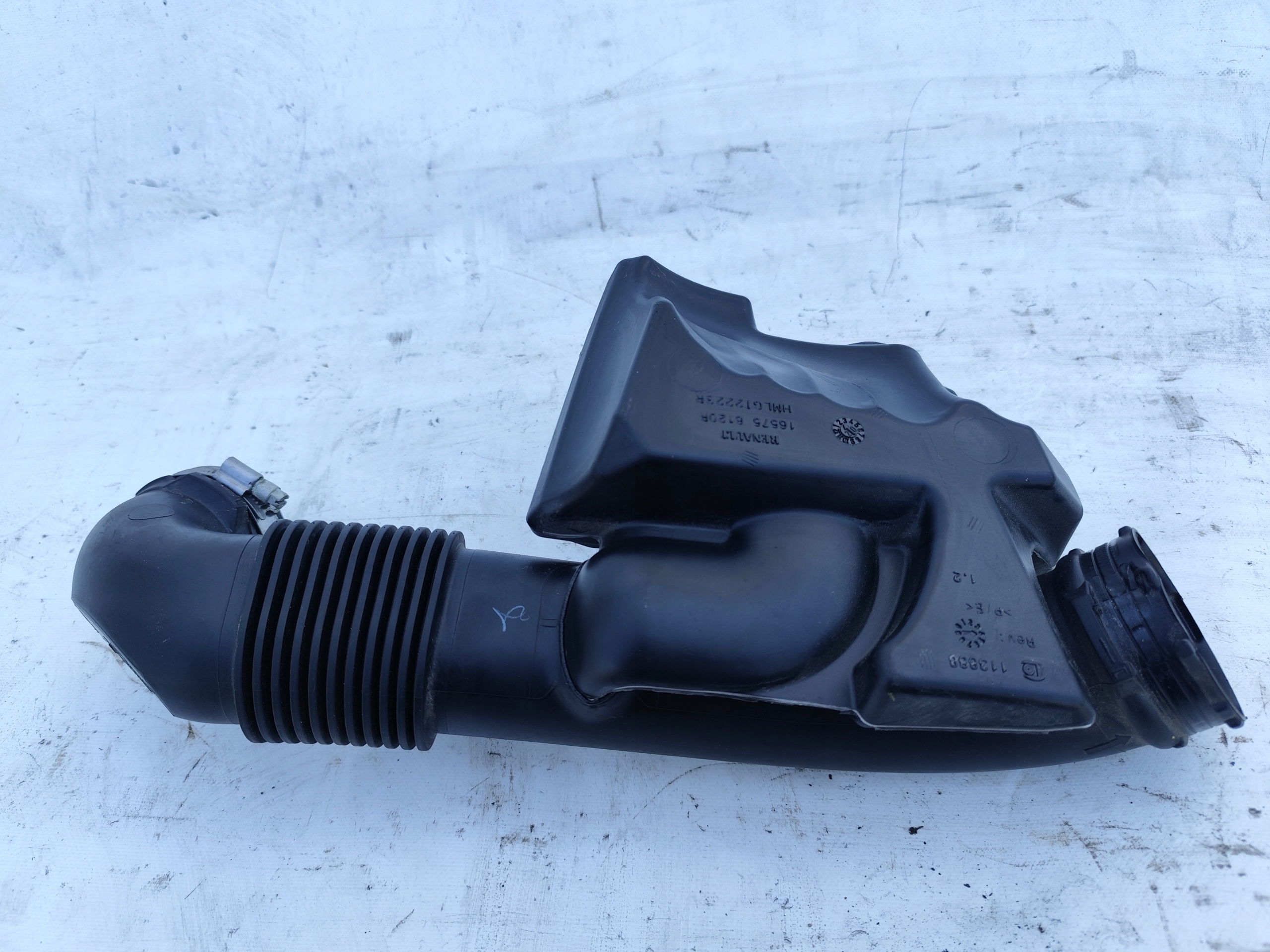 RENAULT CLIO V 5 1.5 BLUE DCI REZONATOR DOLOT Zufuhr luft