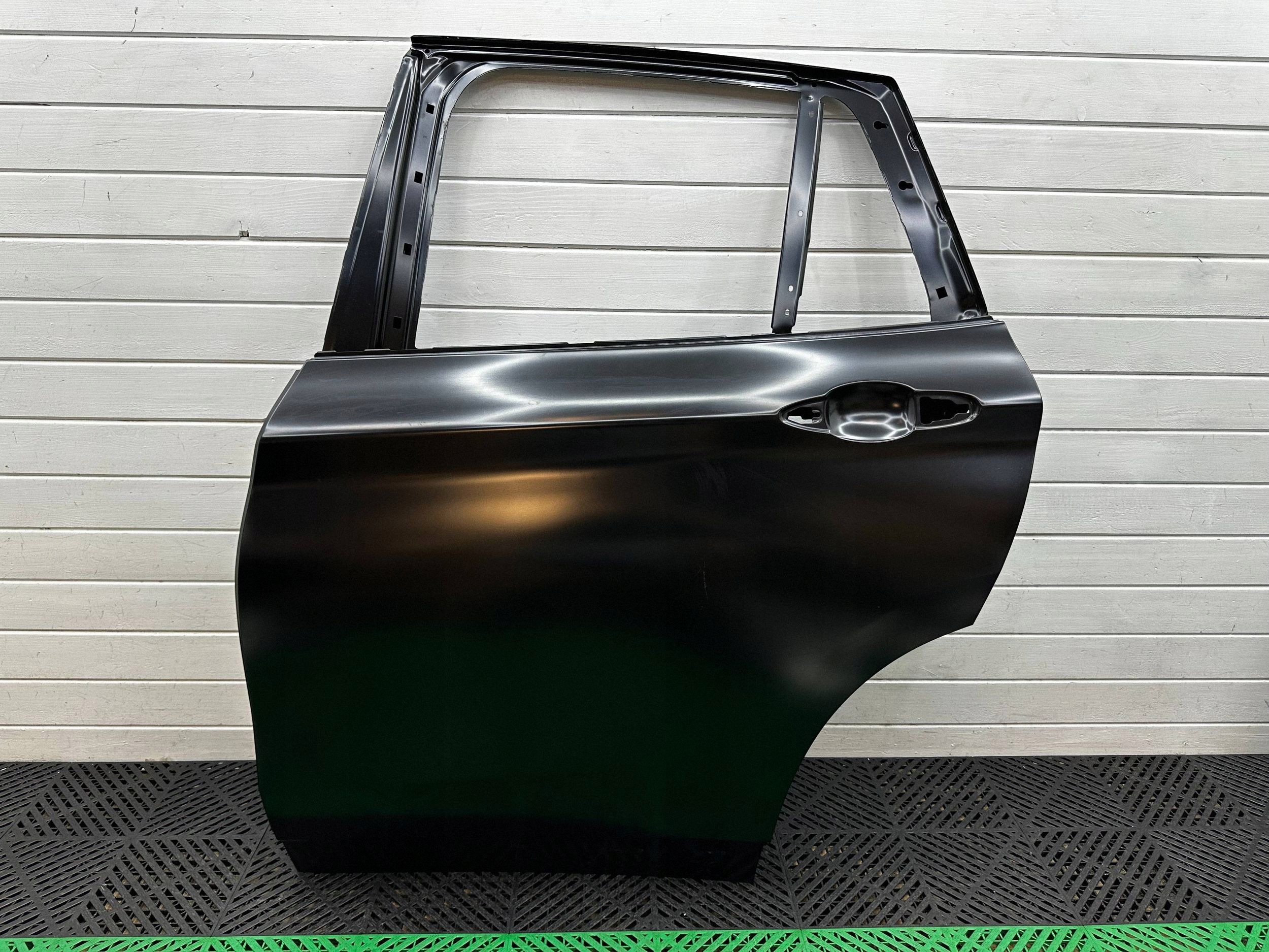 door rear. rear part side left BMW X1 F48