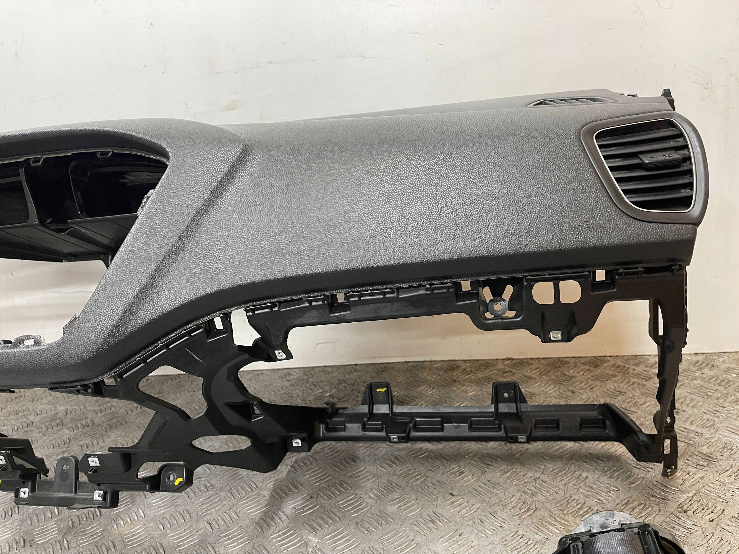 console dashboard airbag airbags HYUNDAI I20 II 2 14