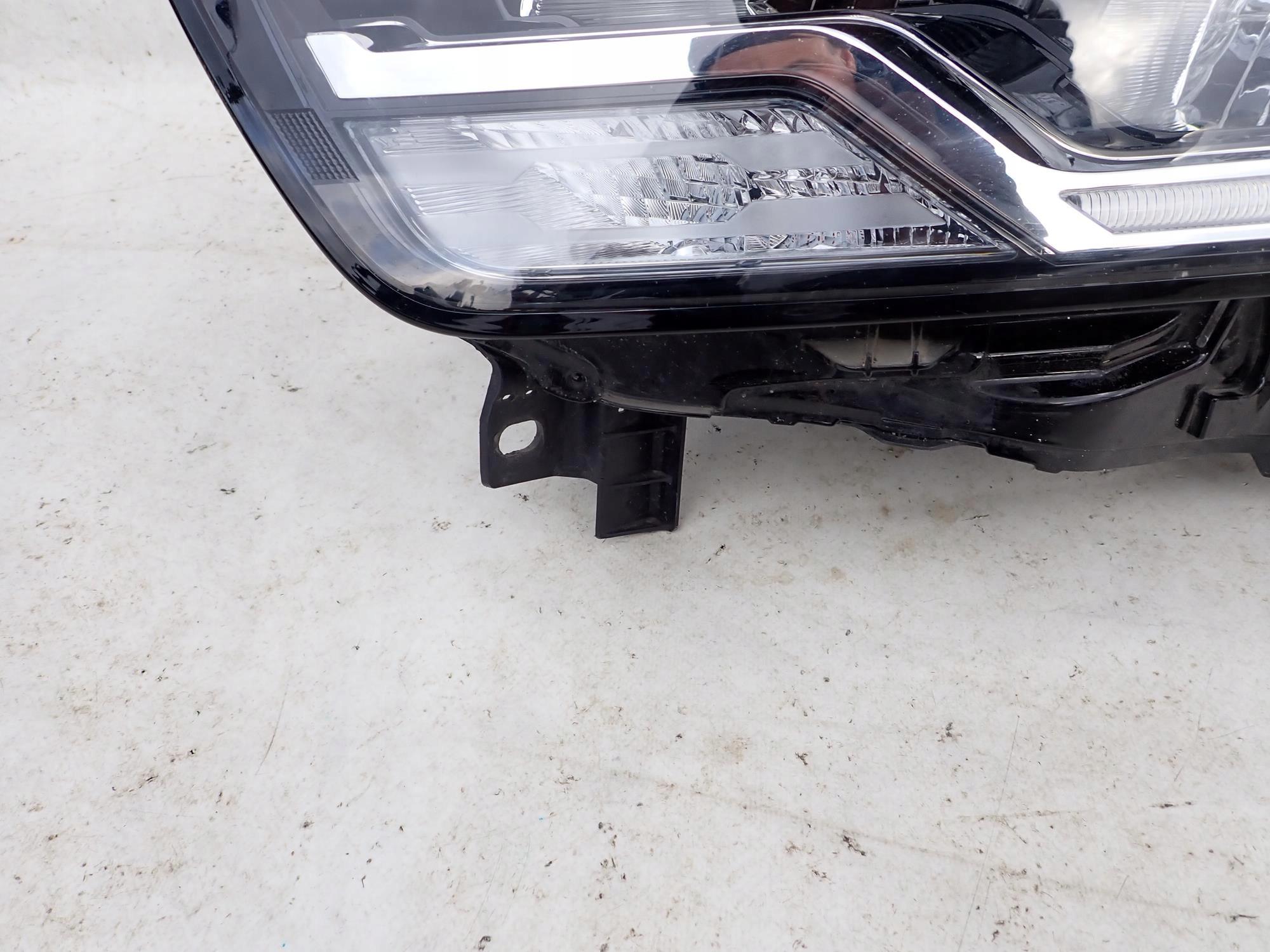 RENAULT KANGOO III 3 21- light front front left