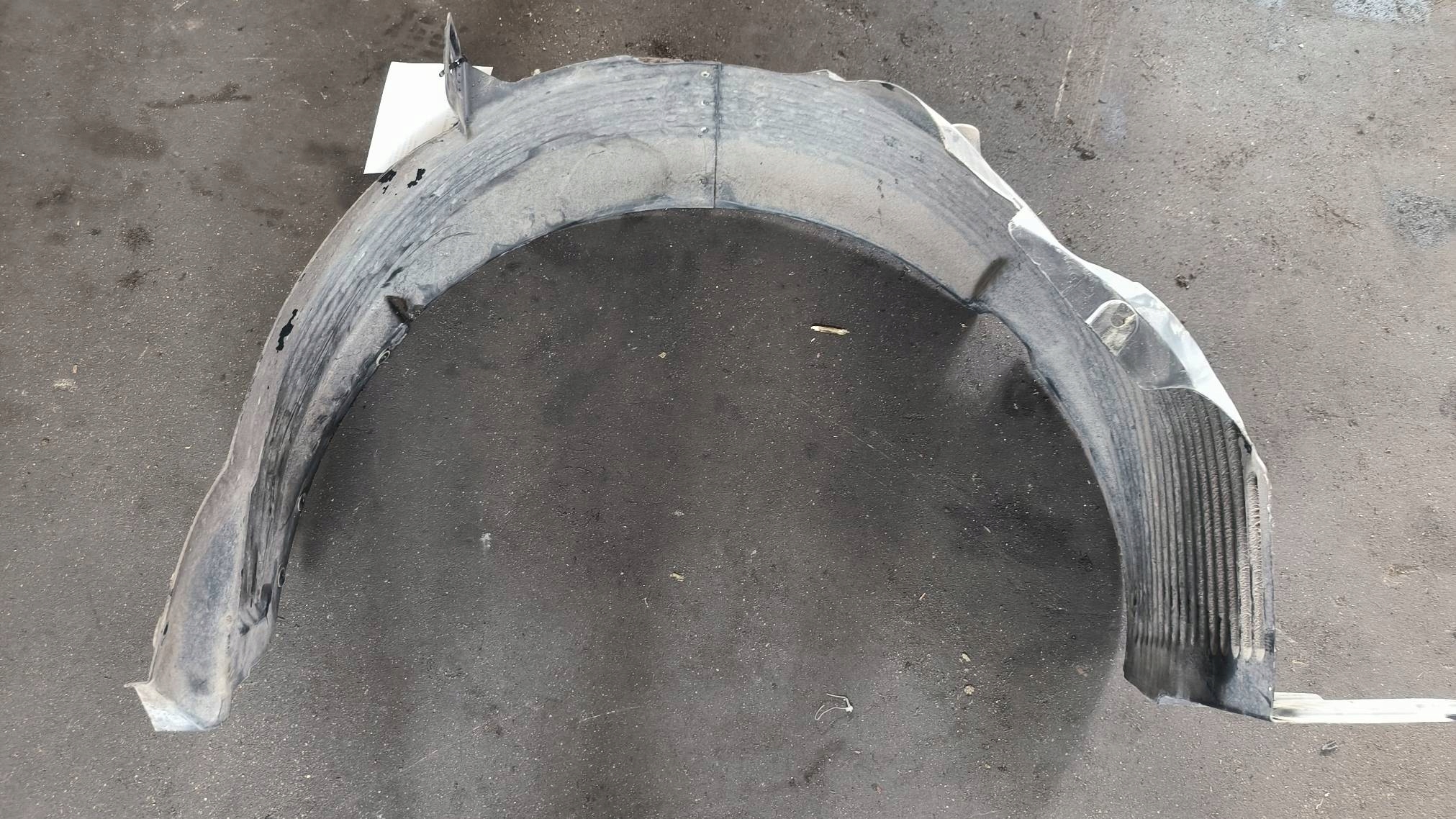 mudguard left 86818-4P500 HYUNDAI I20