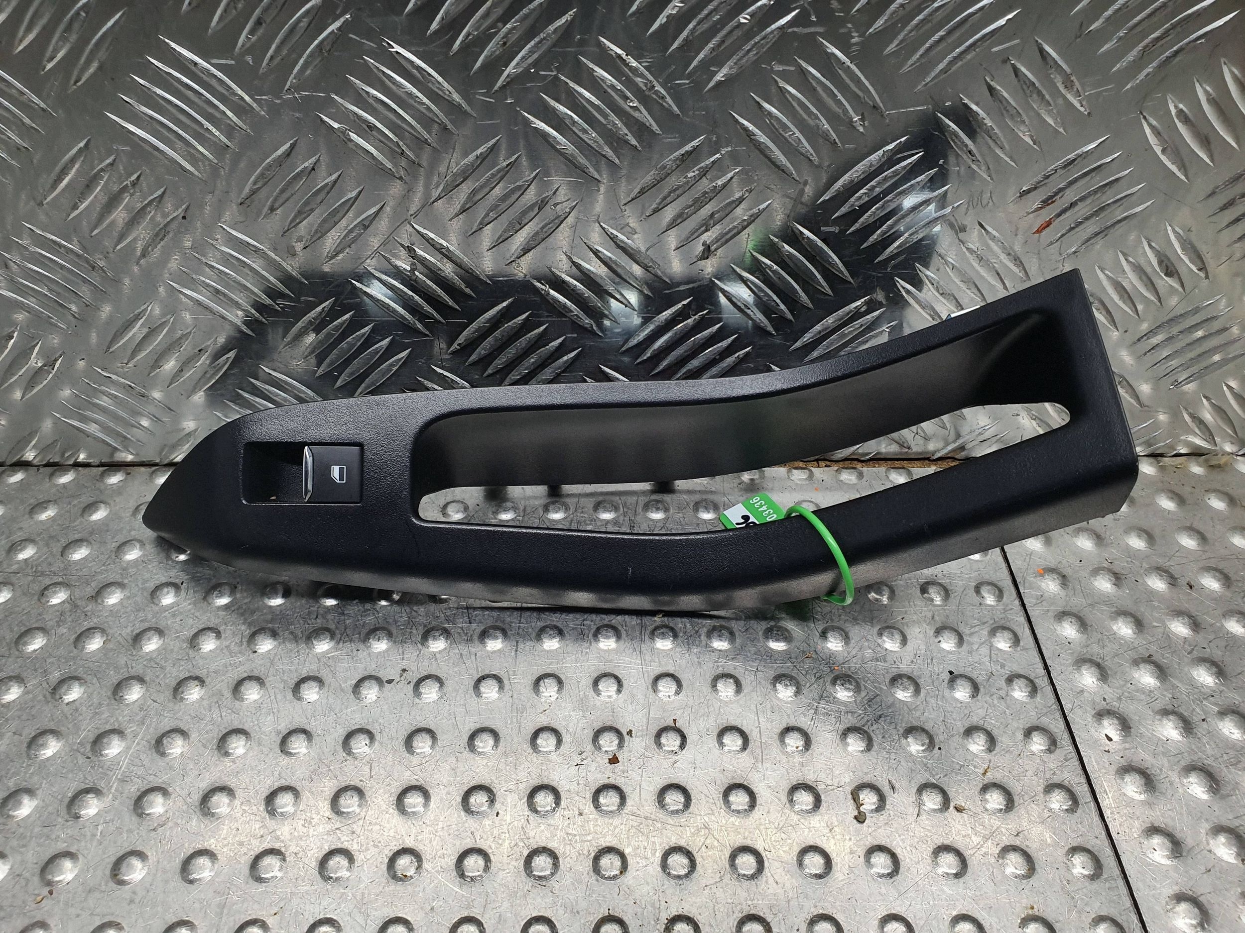 PANEL window control switch right H1BT-14529-AA FORD FIESTA MK8 PUMA MK2