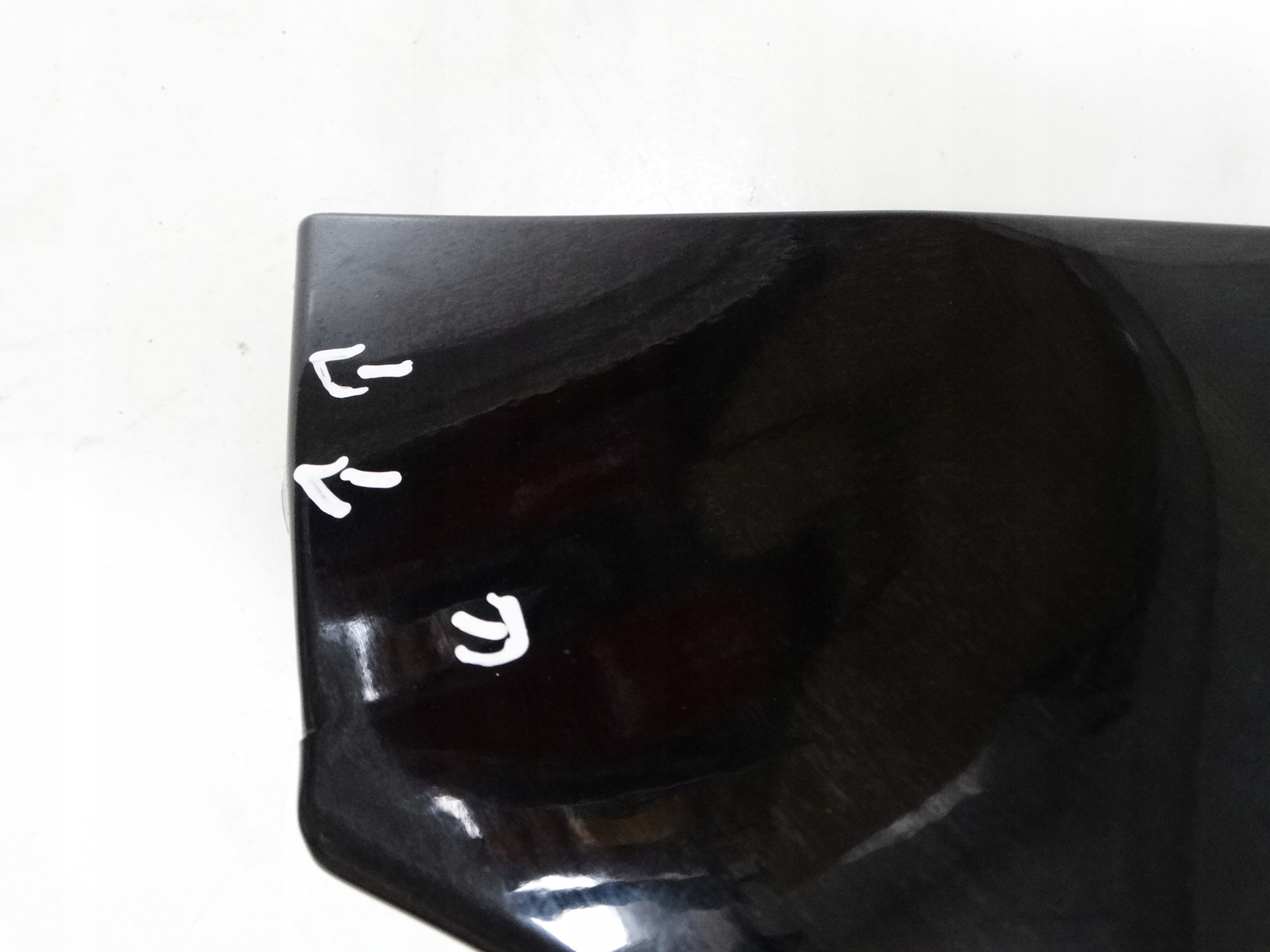 fender left front MERCEDES CLA 118 KOD : 191