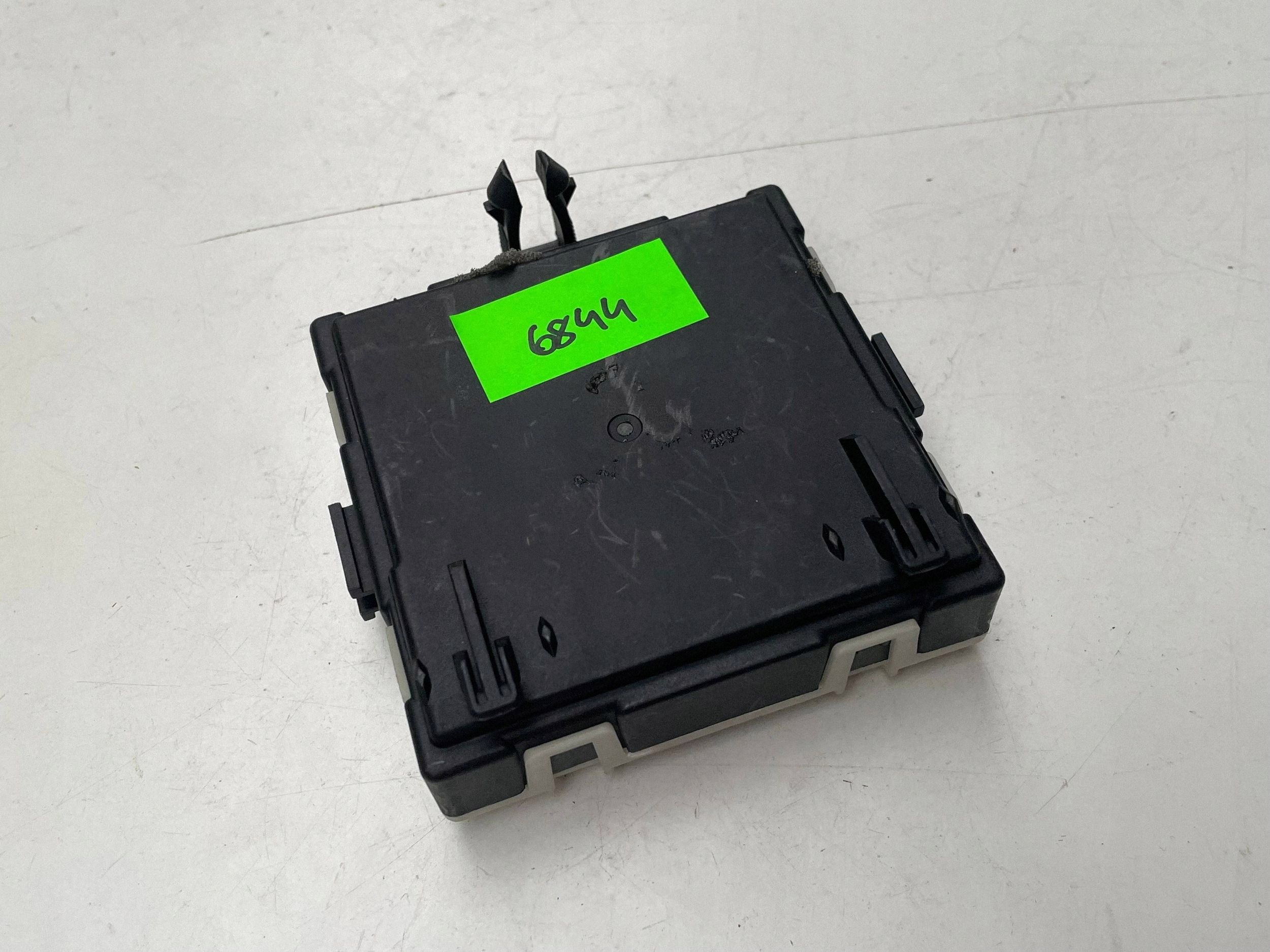 module door front left MERCEDES GLE A1679003725 control unit !J