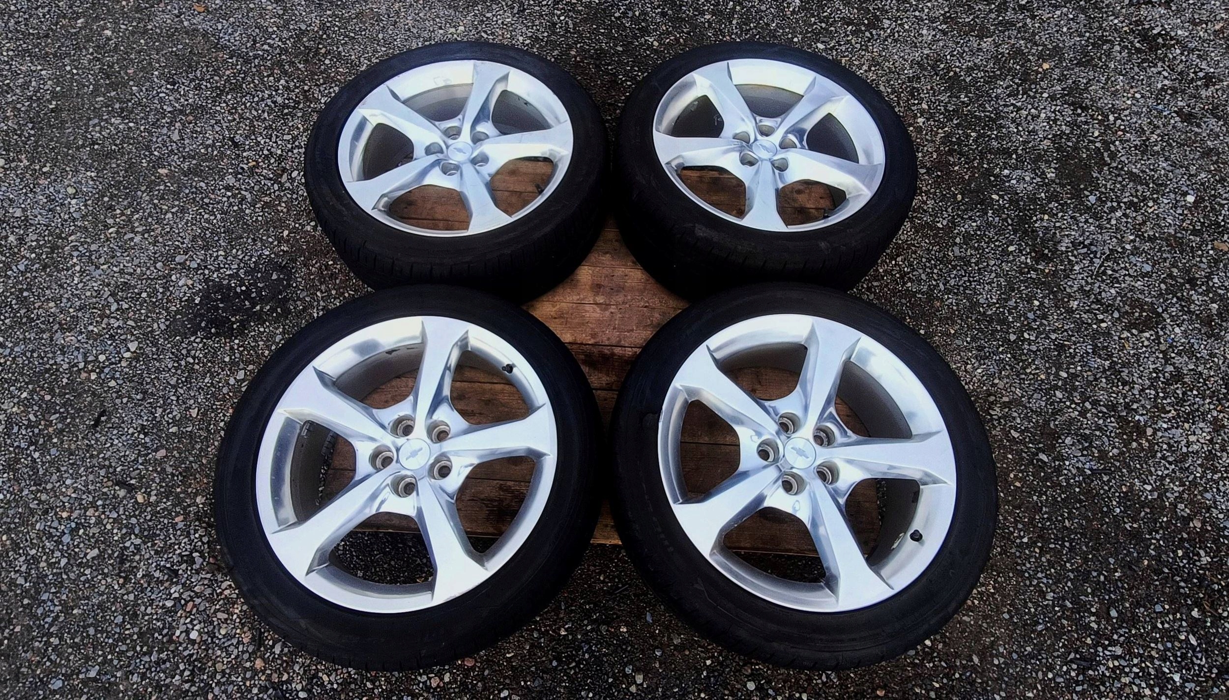 kola disky disky 20" komplet Chevrolet Camaro 2009+