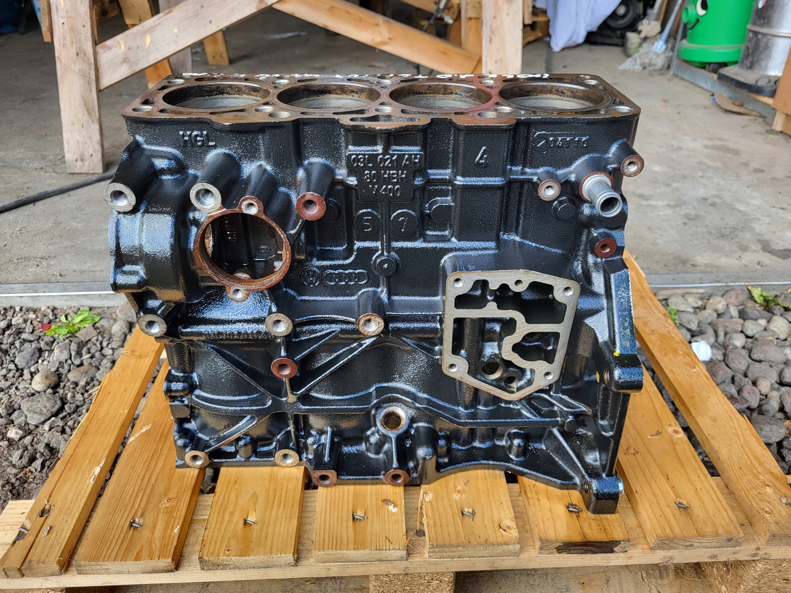 BLOK SILNIKA VW AUDI SKODA 2.0 TDI CJA 03L021AH