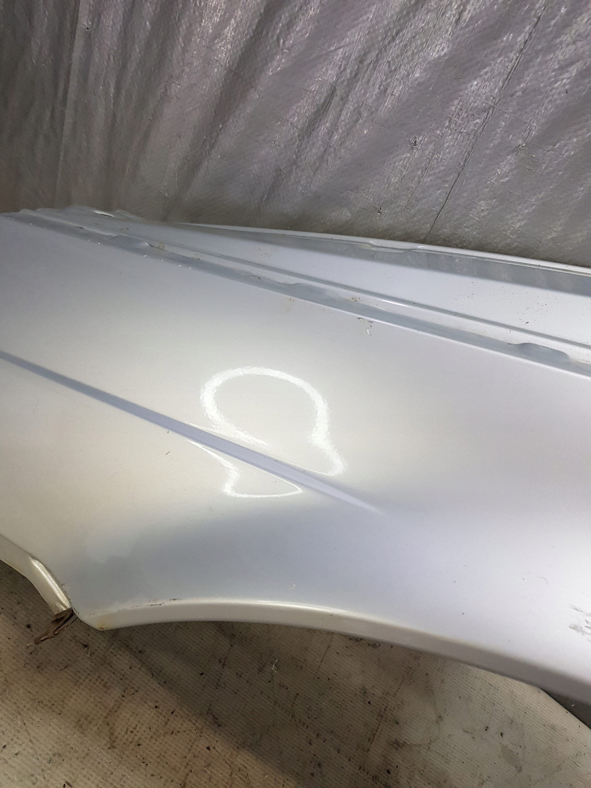 fender SAAB 95 left front SREBRNY