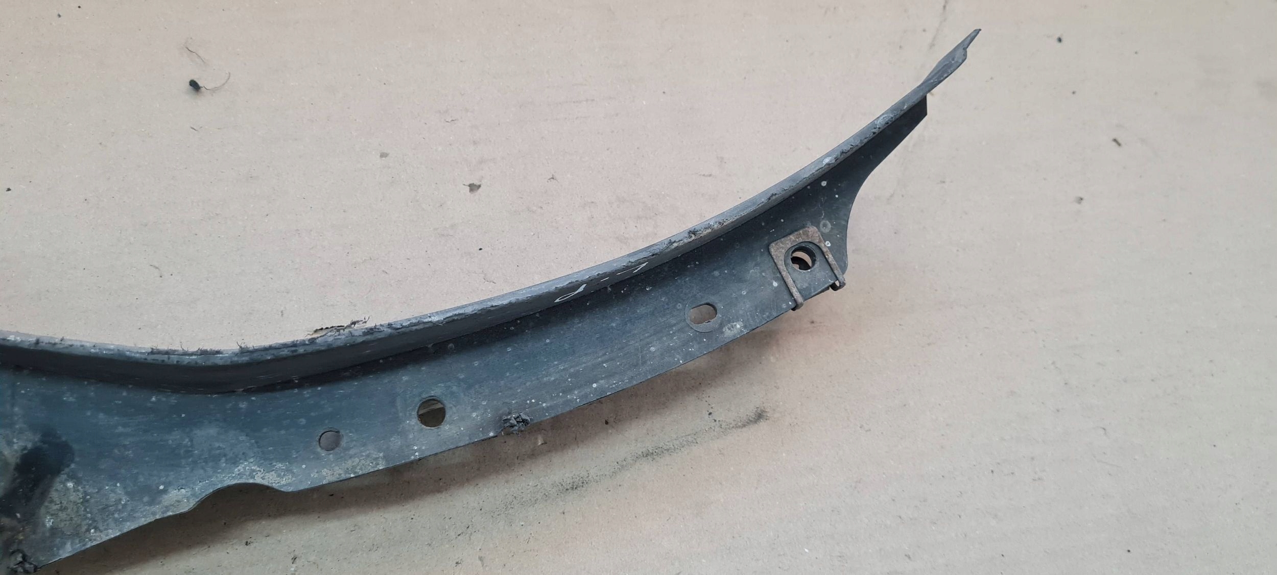 A5 8T LIFT spoiler mudguard flap NADKOLA front left front 8T0853887F