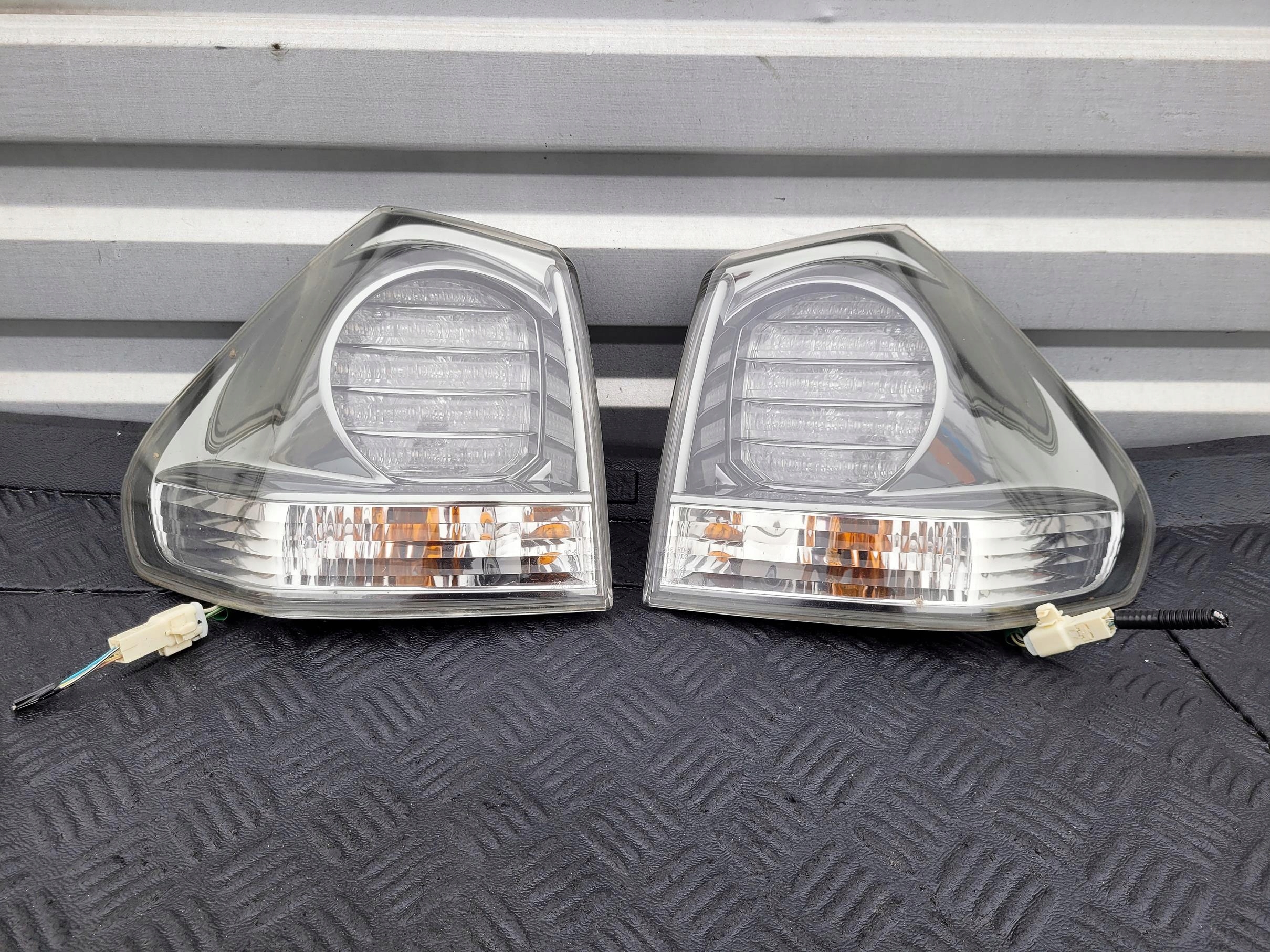 light rear part left rear left EUROPA LEXUS RX II 300 400 RX400 H