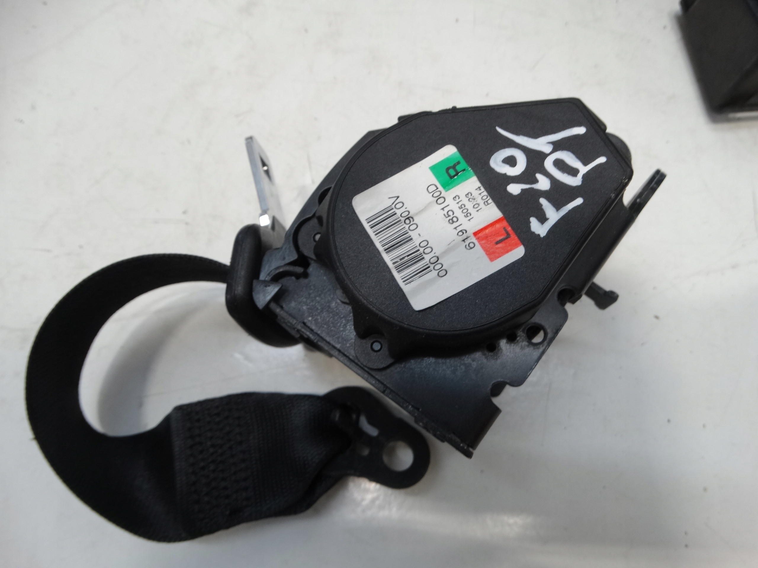 Gurten Sicherheits rechts heck BMW F20 2013R. 619185100D