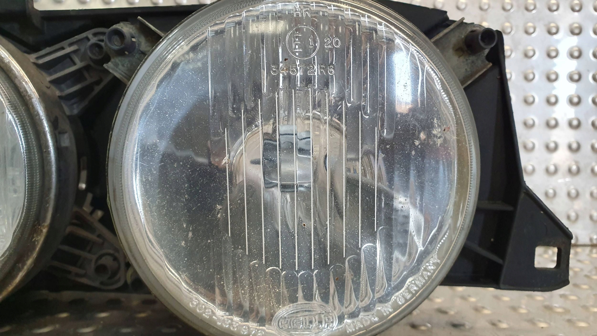 světlo předek pravá BMW 5 E32 E34 86
