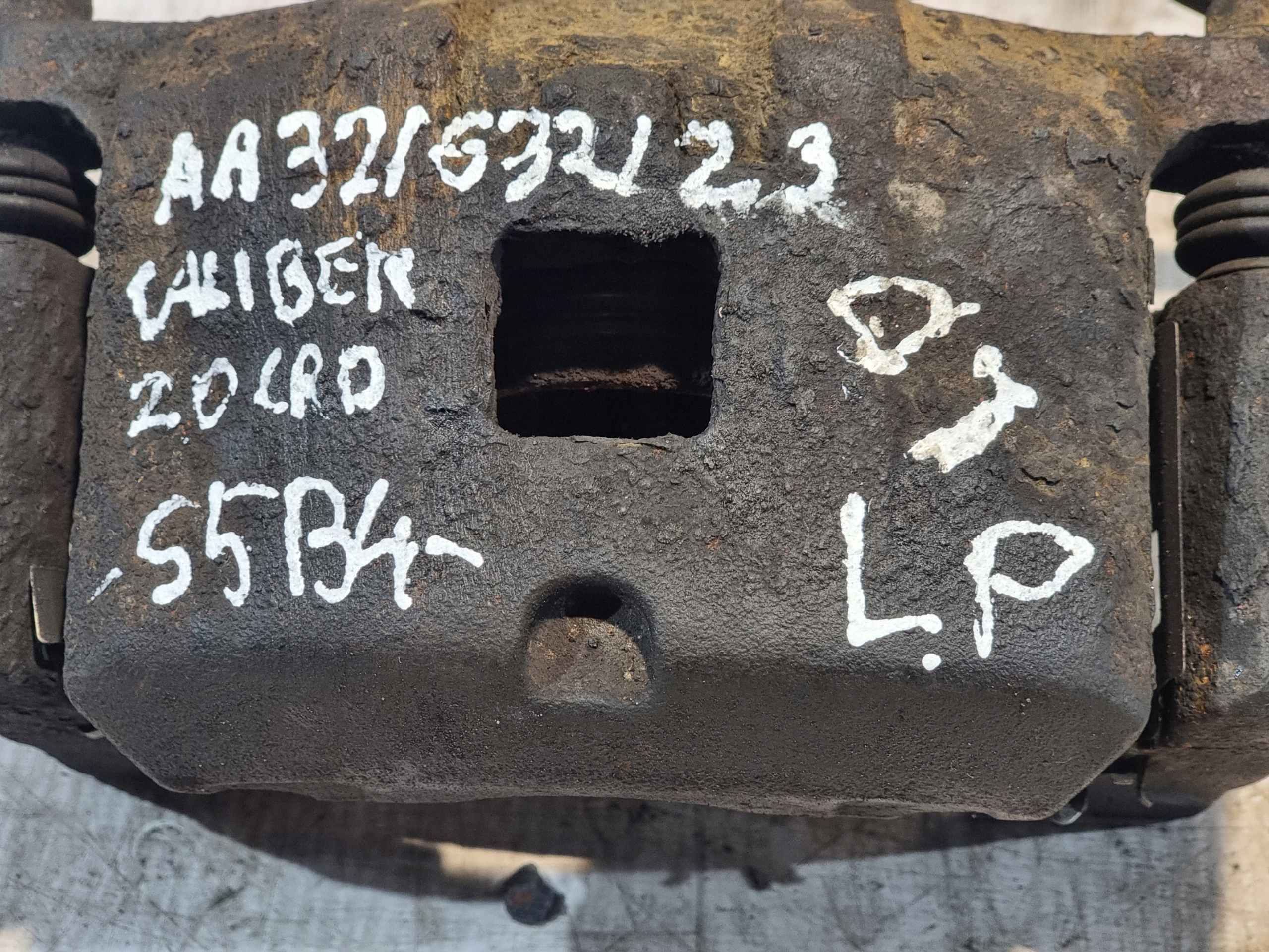 caliper brake left front DODGE CALIBER 2.0 CRD 103kW 07r