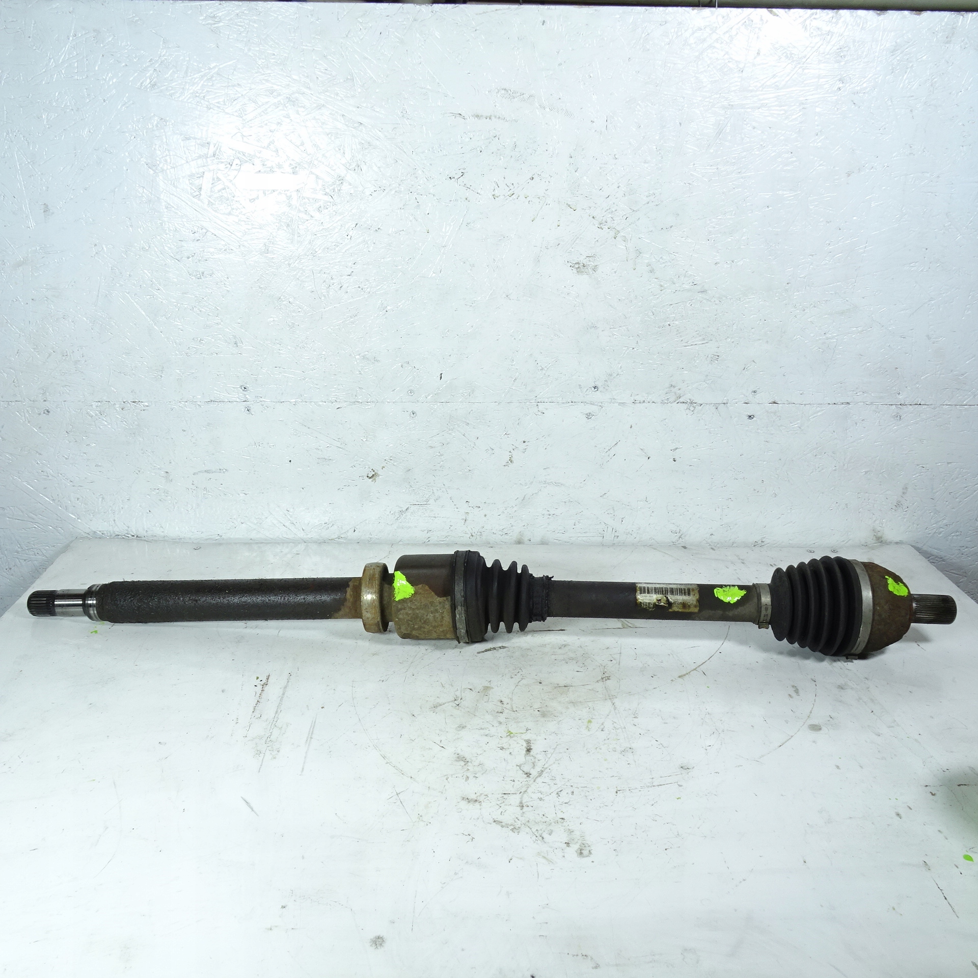 FORD MONDEO MK4 2.0B semi-axis right front 30681398