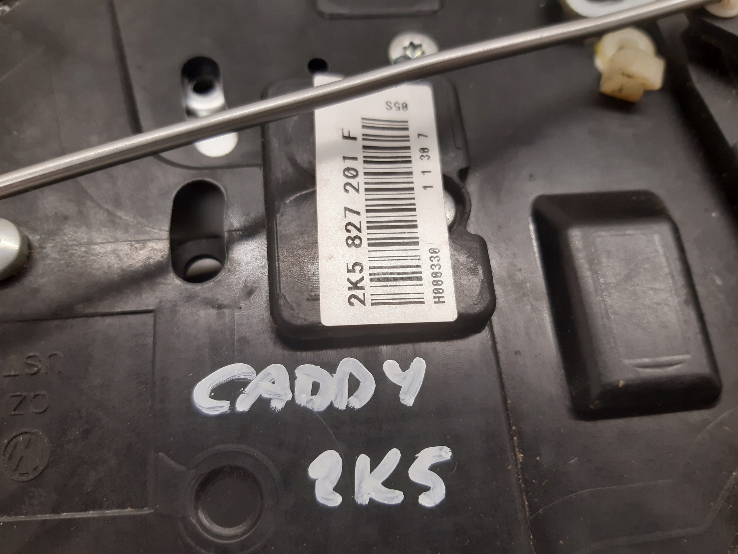schloß tür heck 2K5827201F VW Caddy IV 2K5 1,2 TSI