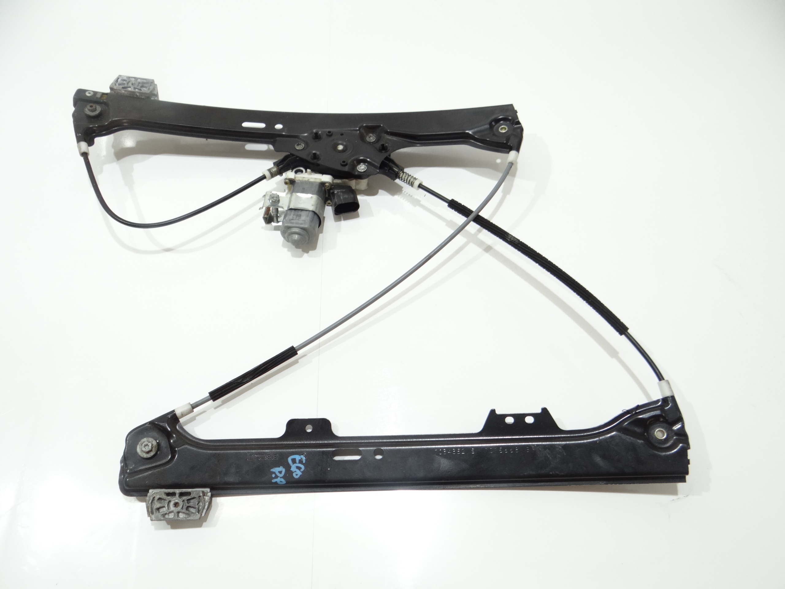 window regulator mechanism right front BMW E60 E61 7034352
