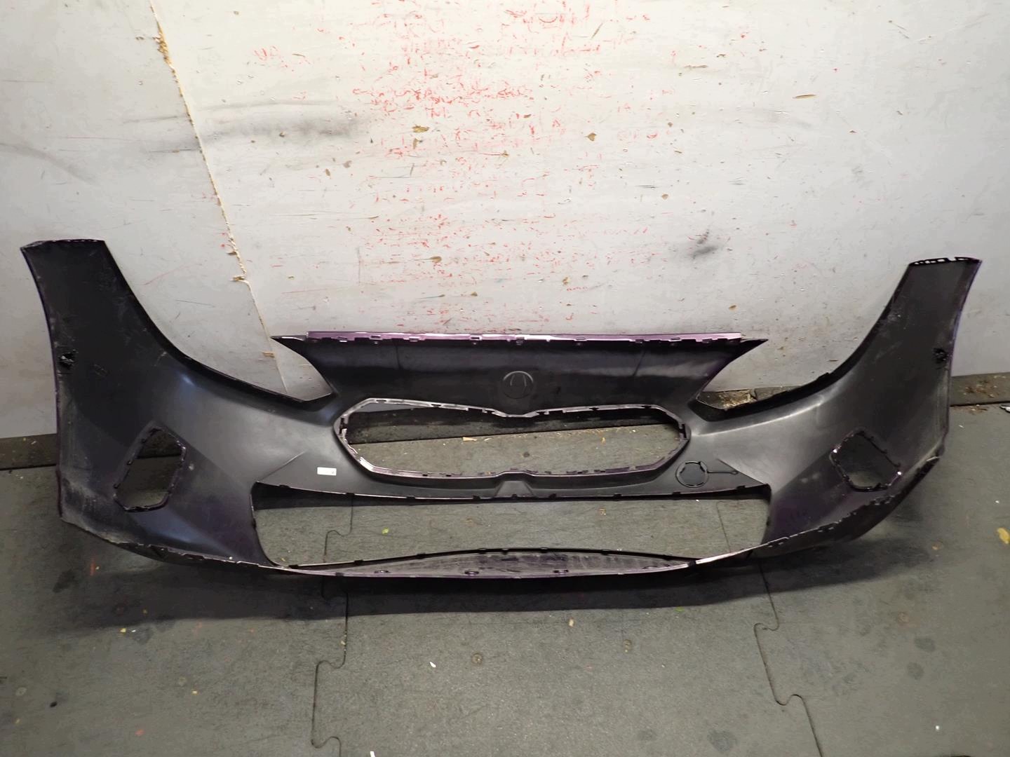 bumper front front BMW 1 F70 2024- 5A64E30