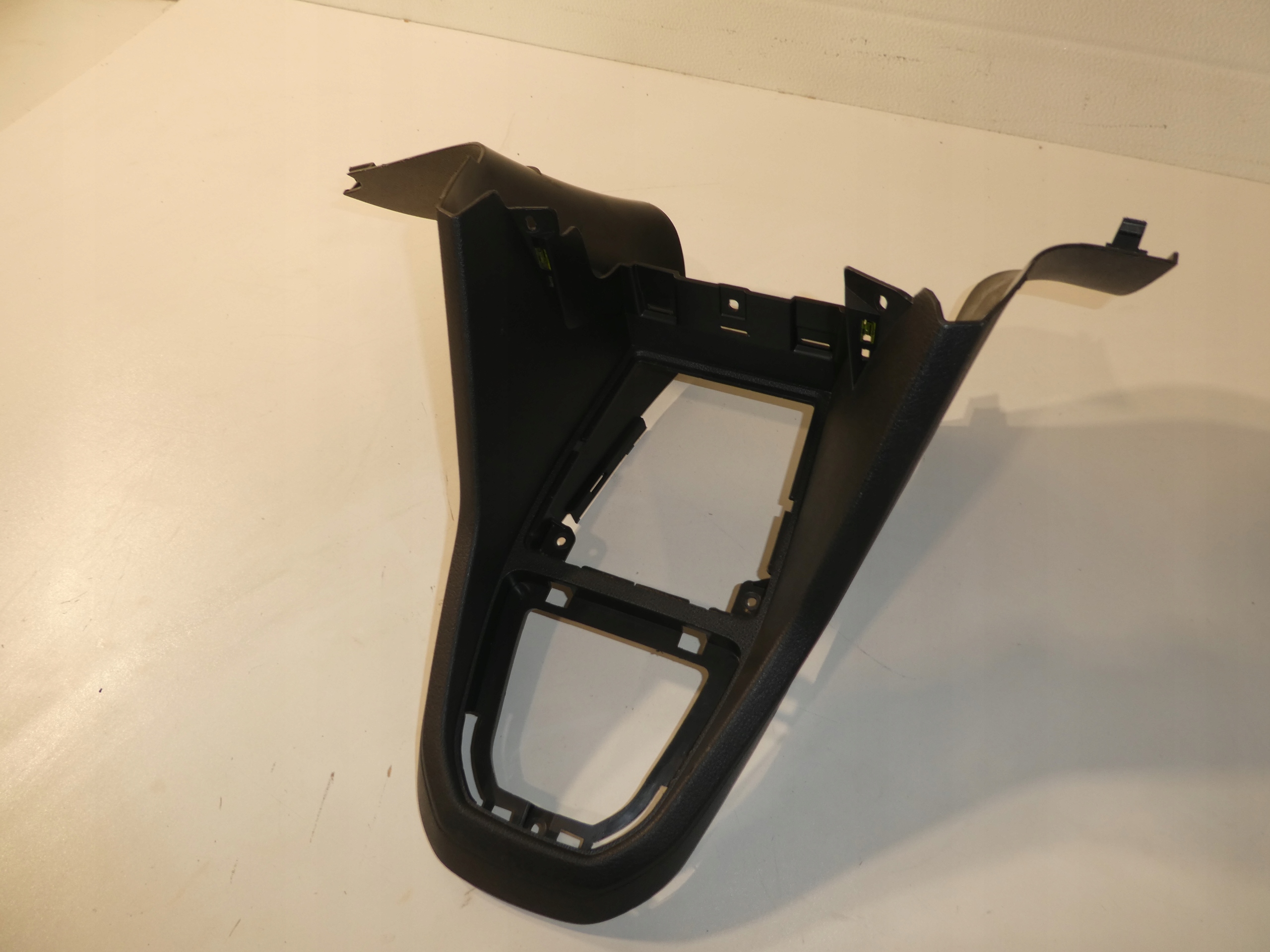 VW CADDY kryt obal TUNELU 2K5863475