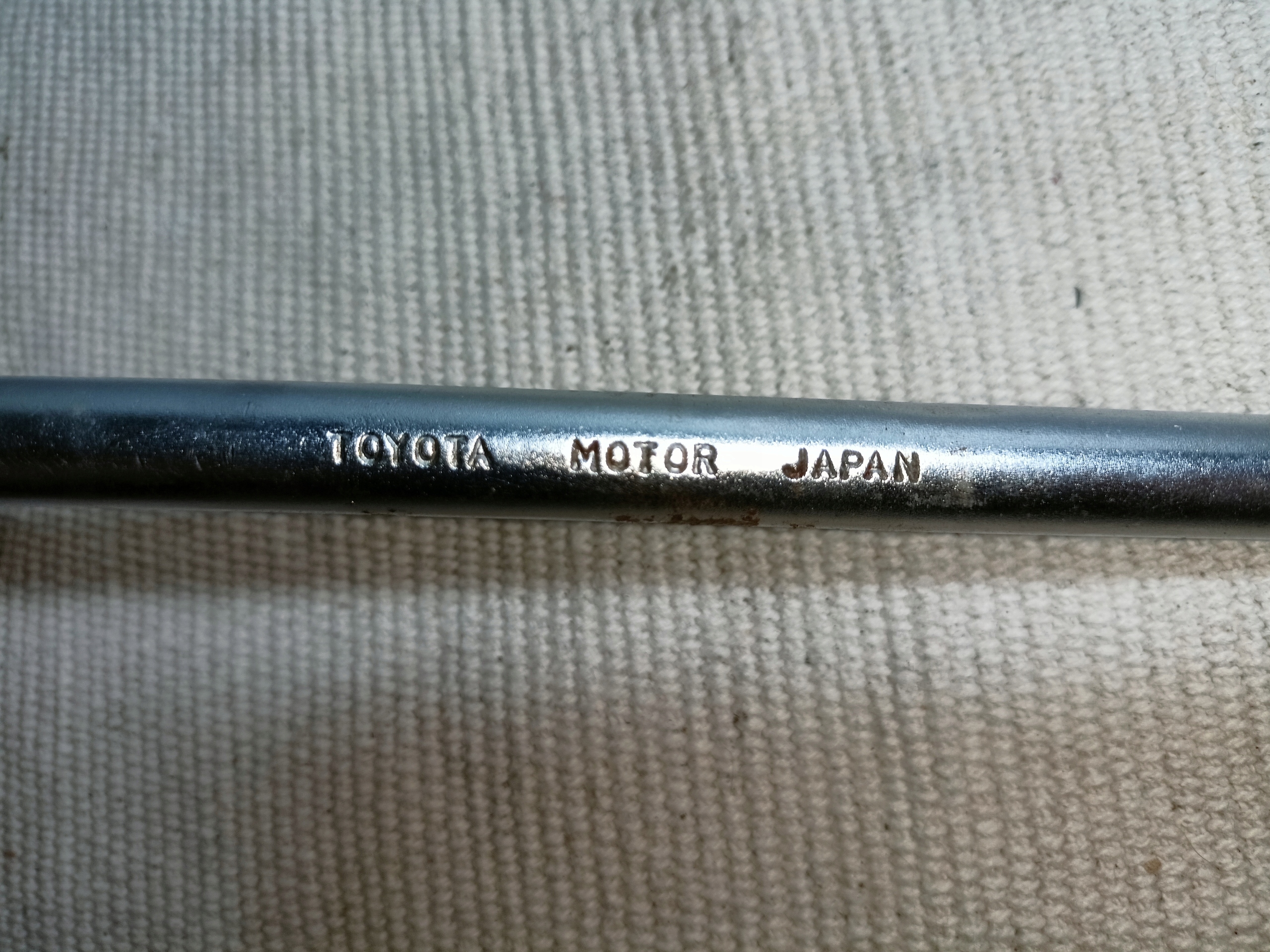 Klucz Do Kół 21 Toyota Yaris Auris Prius Celica PL002722 Marka Toyota