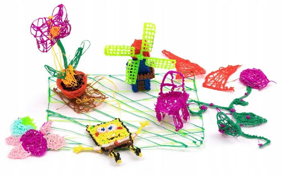 DŁUGOPIS DRUKARKA 3D PEN ZESTAW + WKŁADY PODSTAWKA ZASILACZ Waga produktu z opakowaniem jednostkowym 0.3 kg
