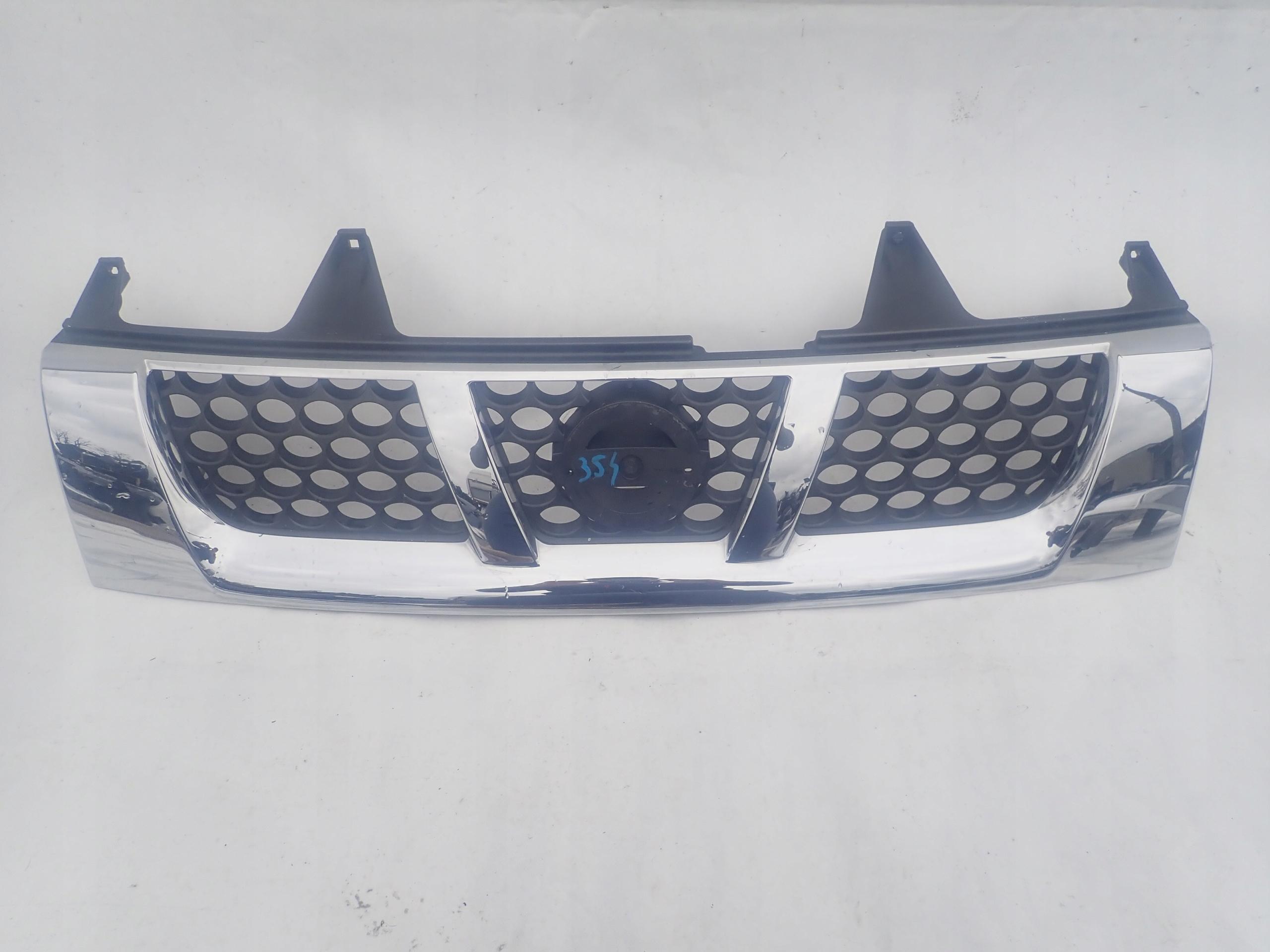 NISSAN NAVARA D22 02-05 grill grille radiator