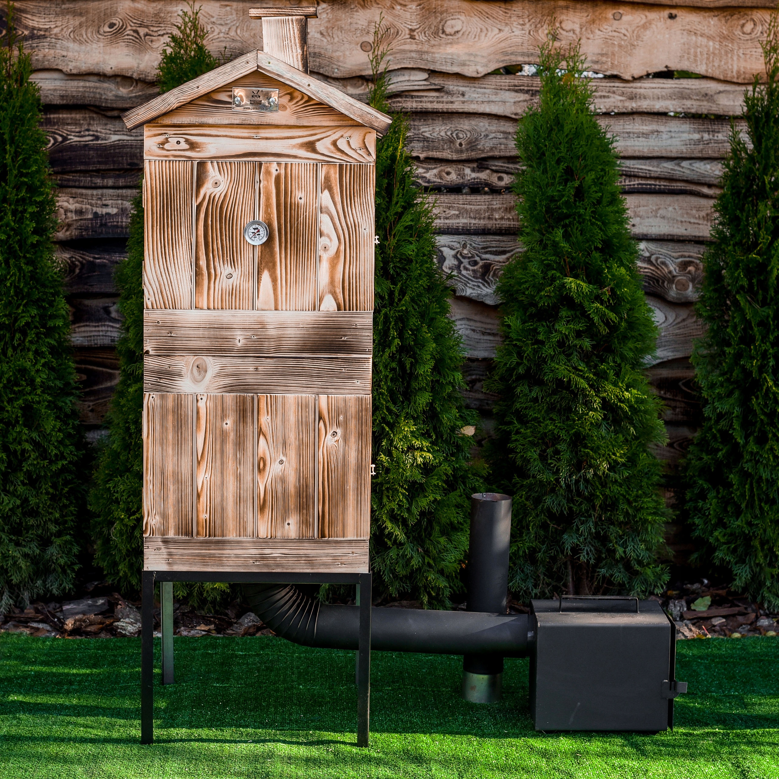 WĘDZARNIA OGRODOWA DOMOWA DREWNIANA 100CM KOMIN PALENISKO Materiał drewno
