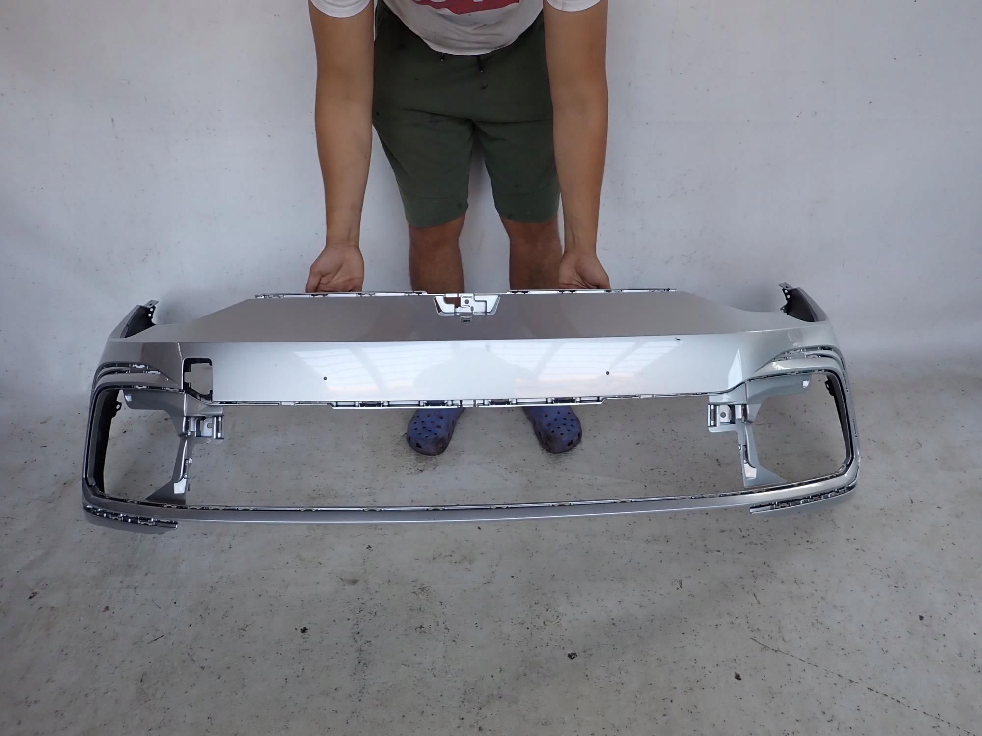 VW GOLF VIII 8 GTI 19-> bumper front front