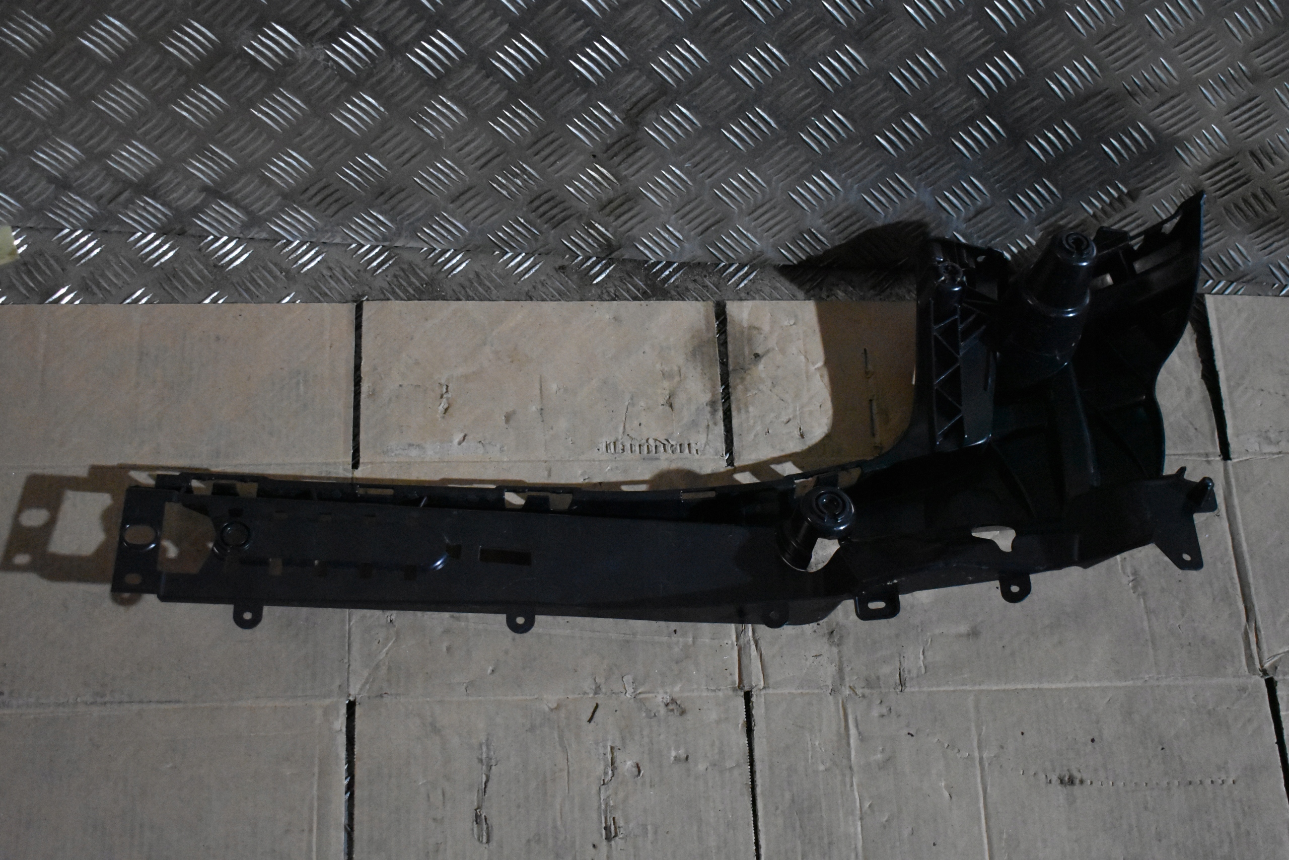 IDEALNY bumper bracket rear left BMW G02 X4 M-P 1