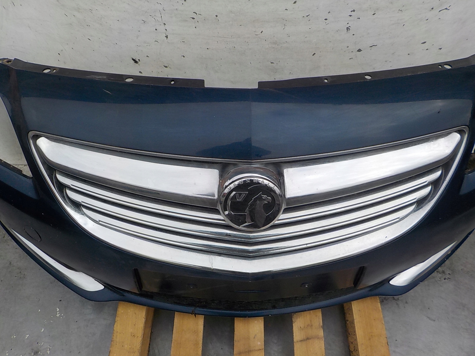 230 OPEL INSIGNIA A LIFT below PDC bumper front front