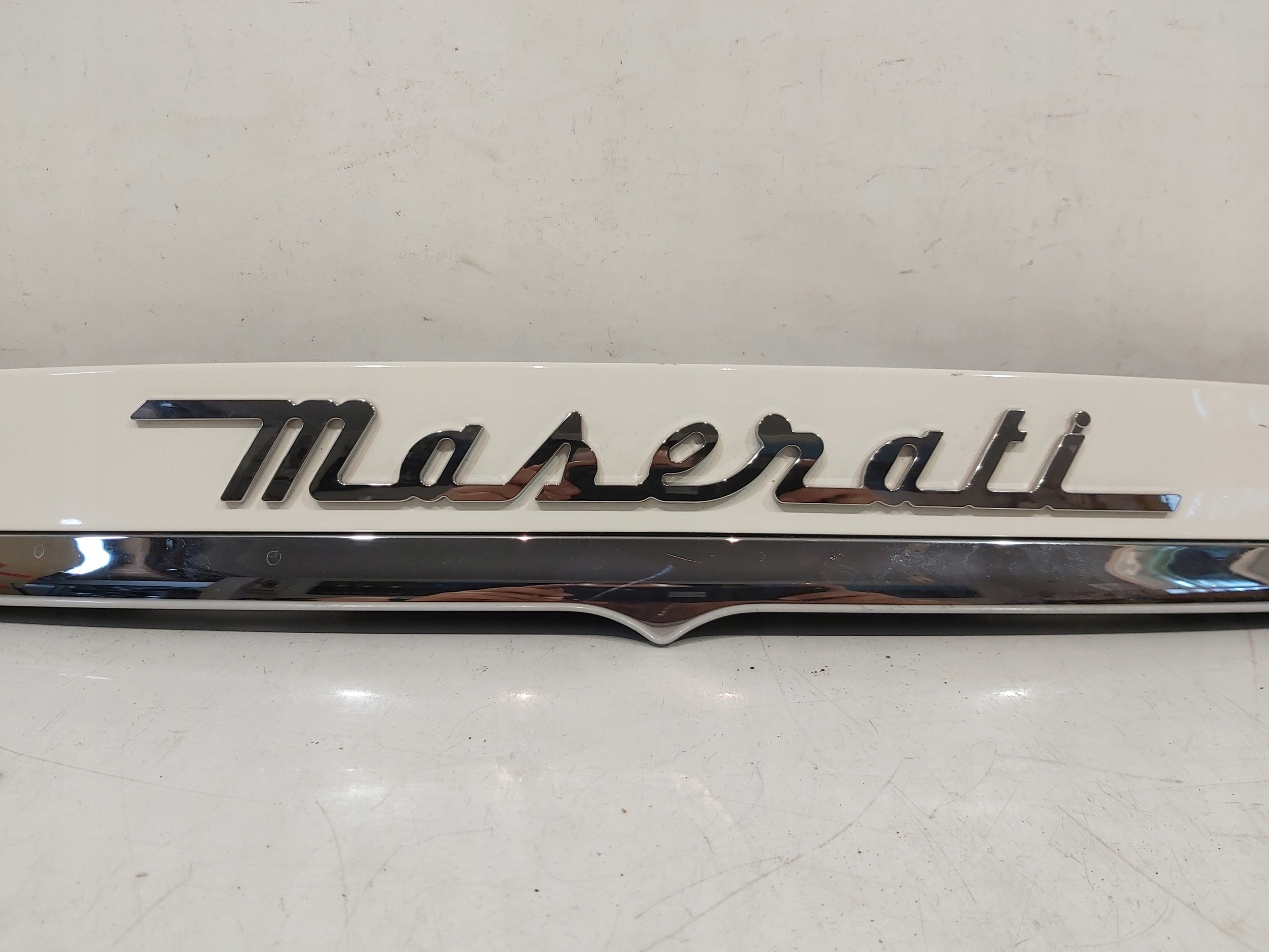 NAKŁADKA KLAPY MASERATI GHIBLI 670017262 Numer katalogowy części 670017262